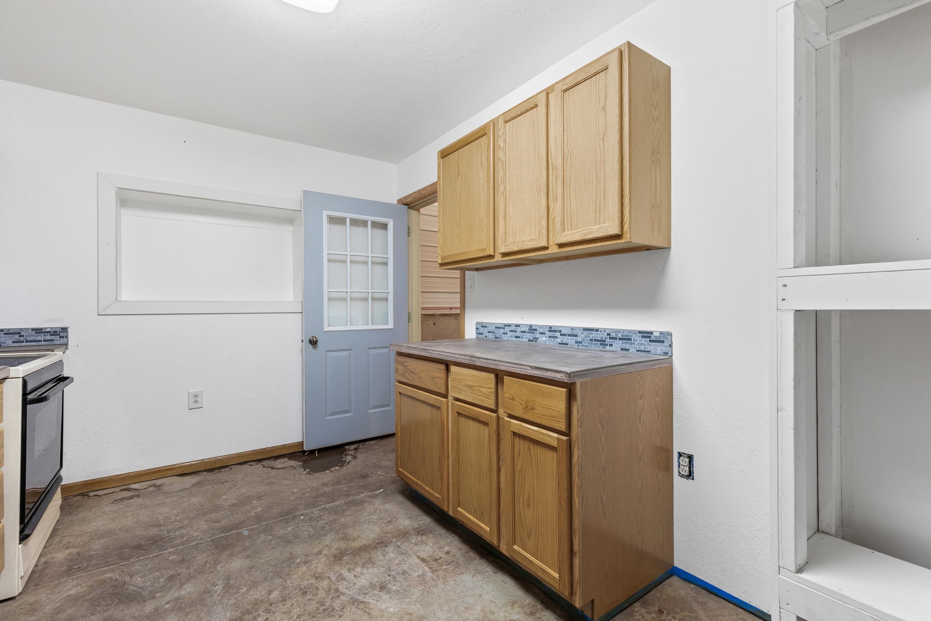 4884 Ashland Rd