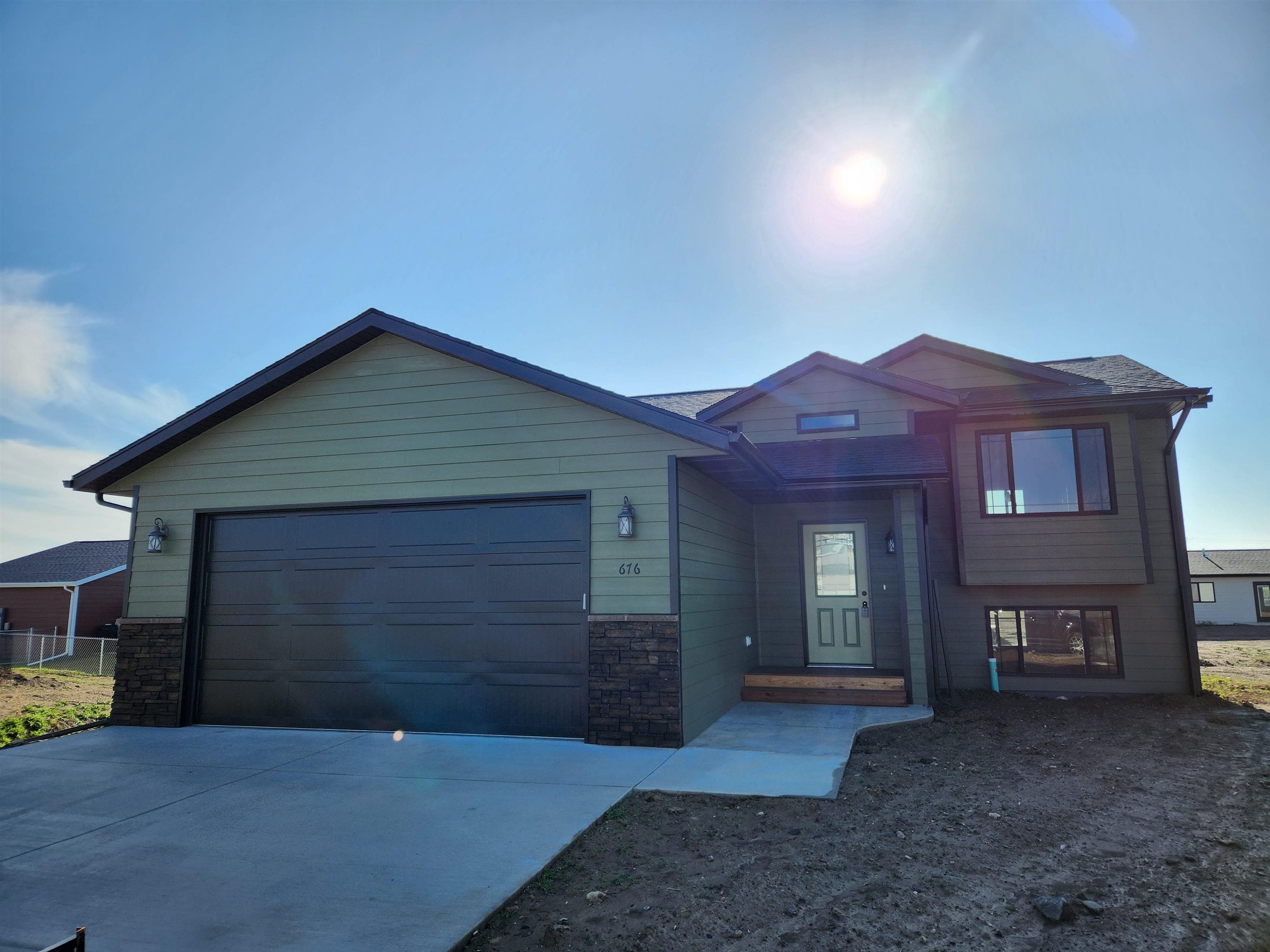 660 Valor Court