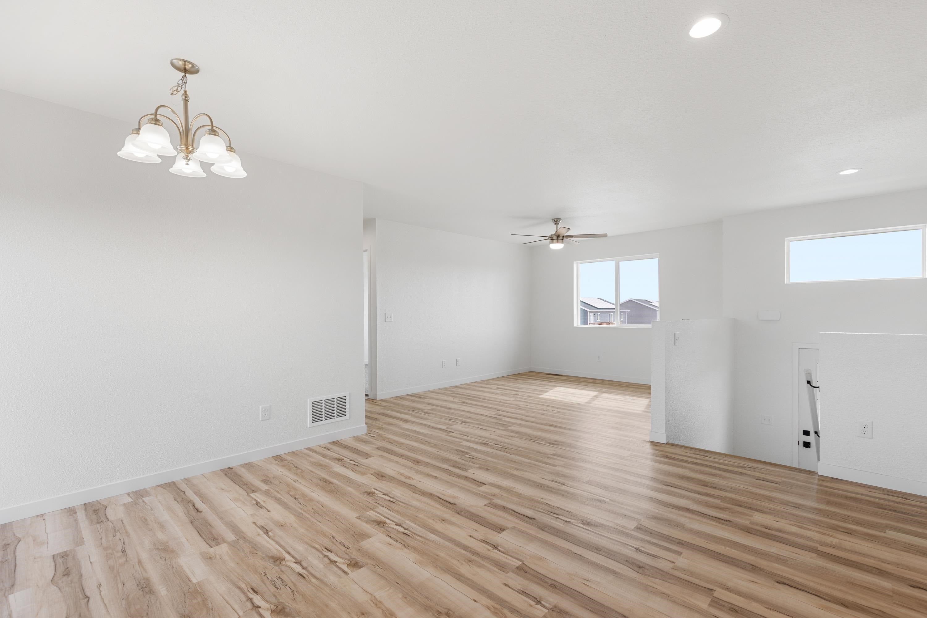826 Yorktown Blvd.