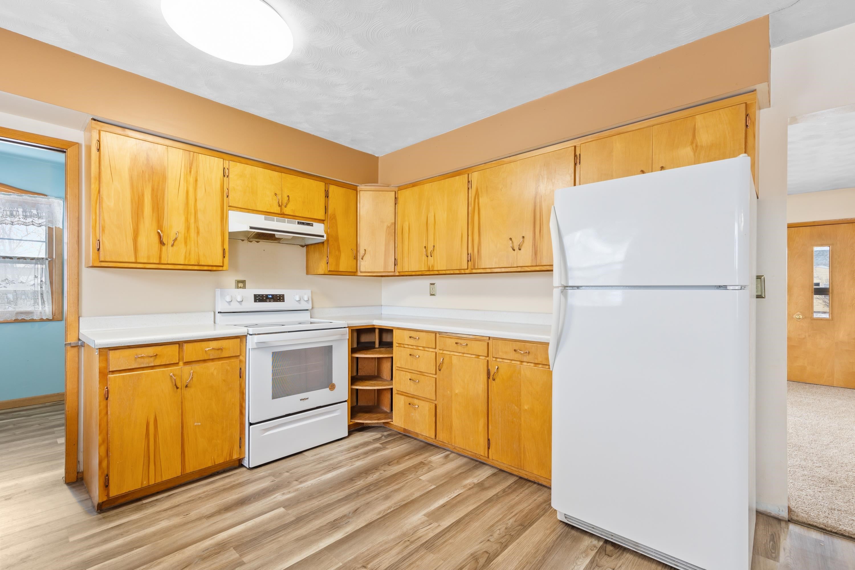 808 Holcomb Avenue