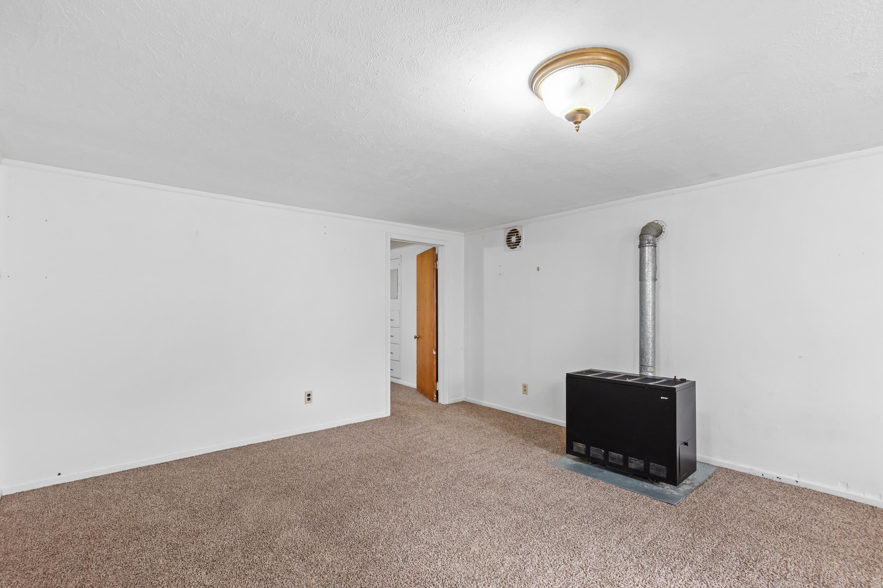 808 Holcomb Avenue