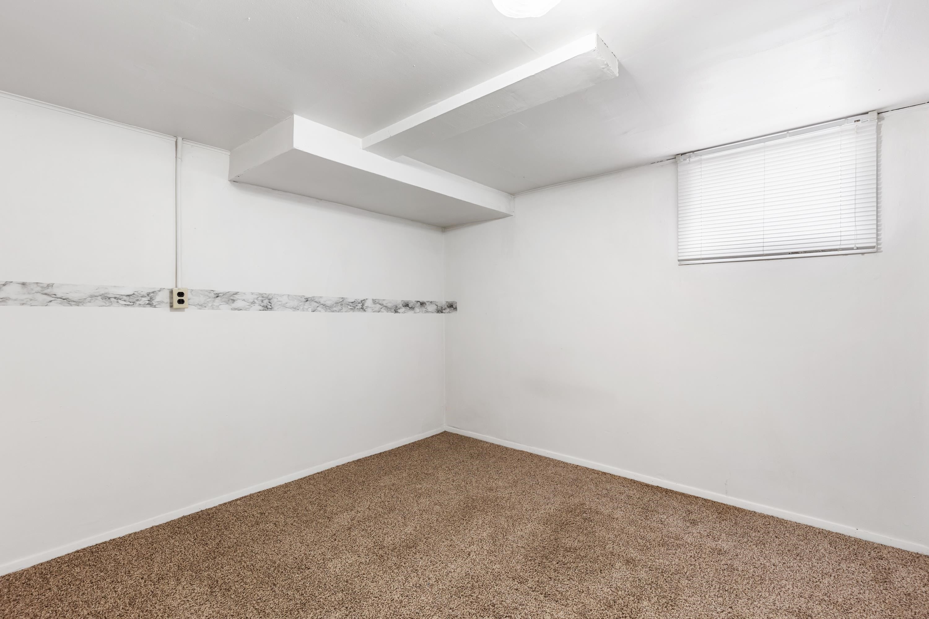 808 Holcomb Avenue