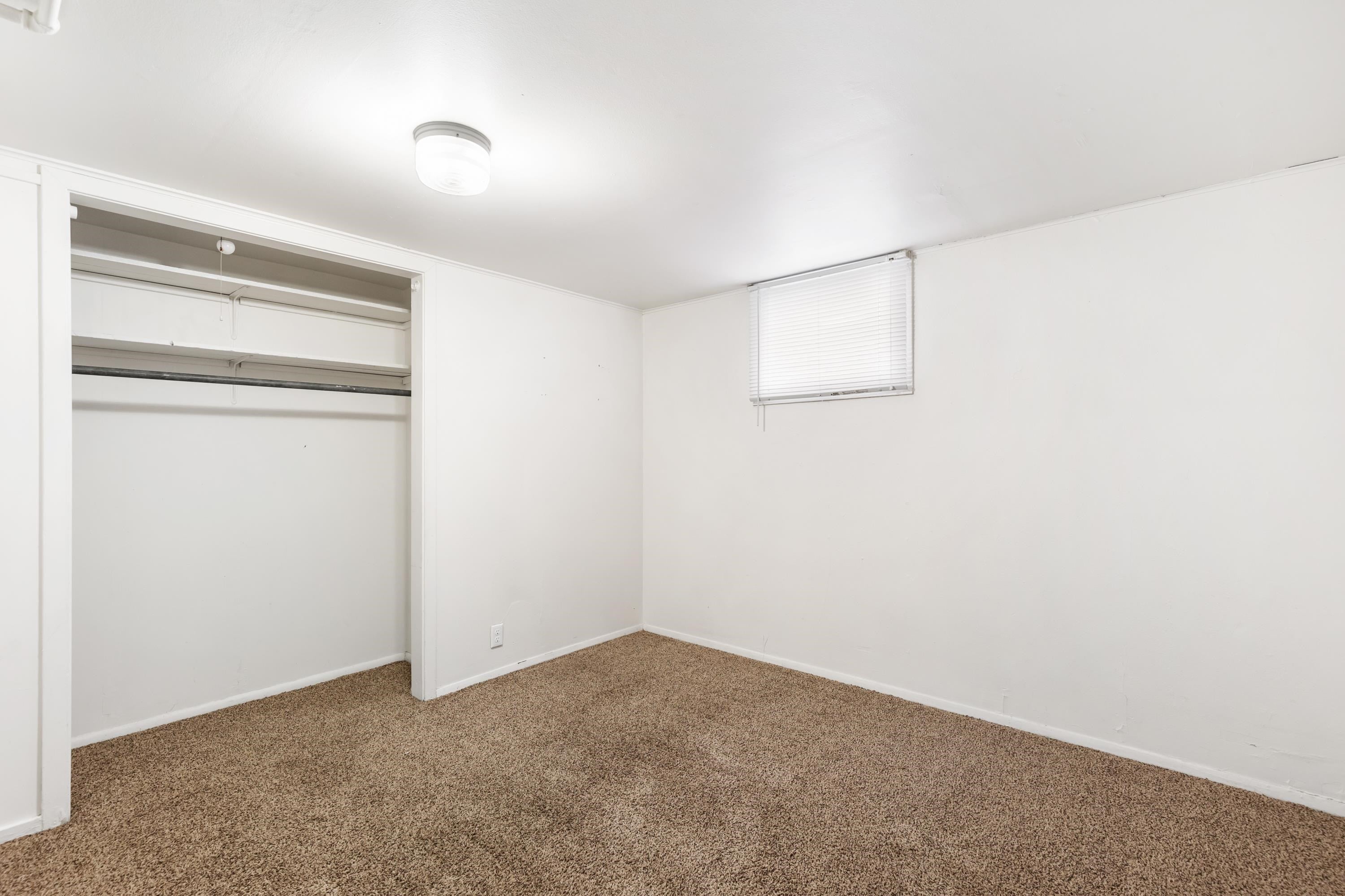 808 Holcomb Avenue