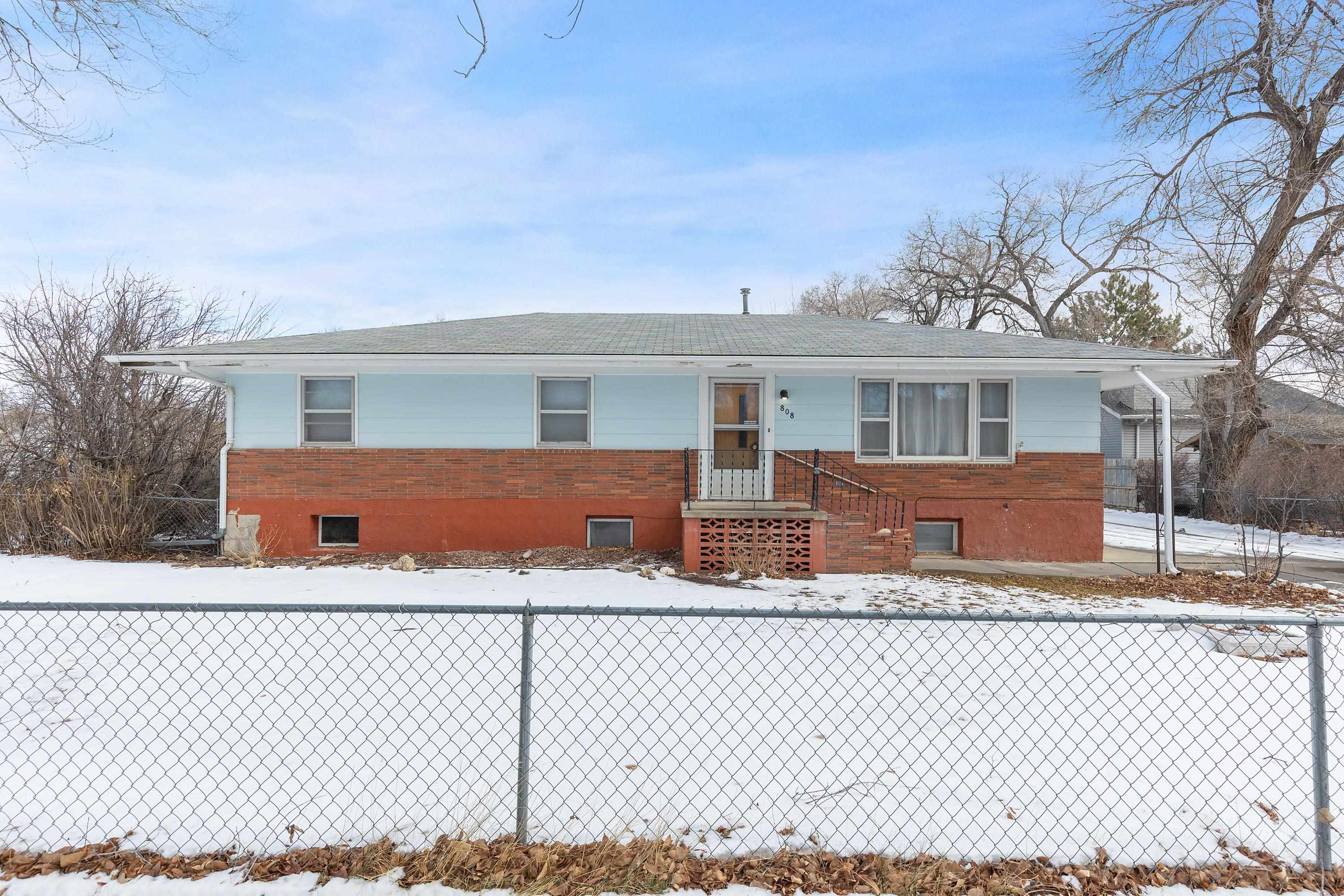 808 Holcomb Avenue