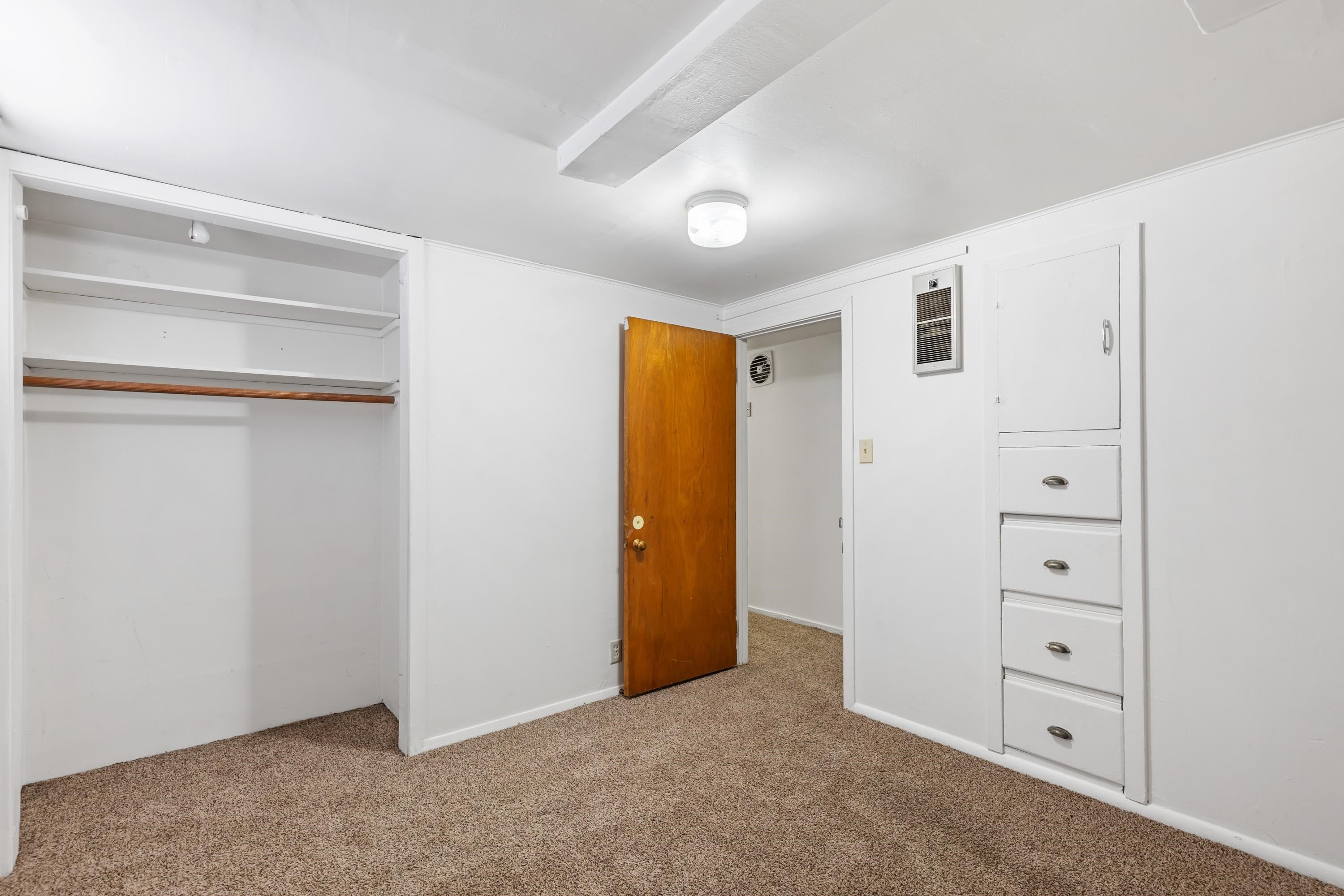 808 Holcomb Avenue