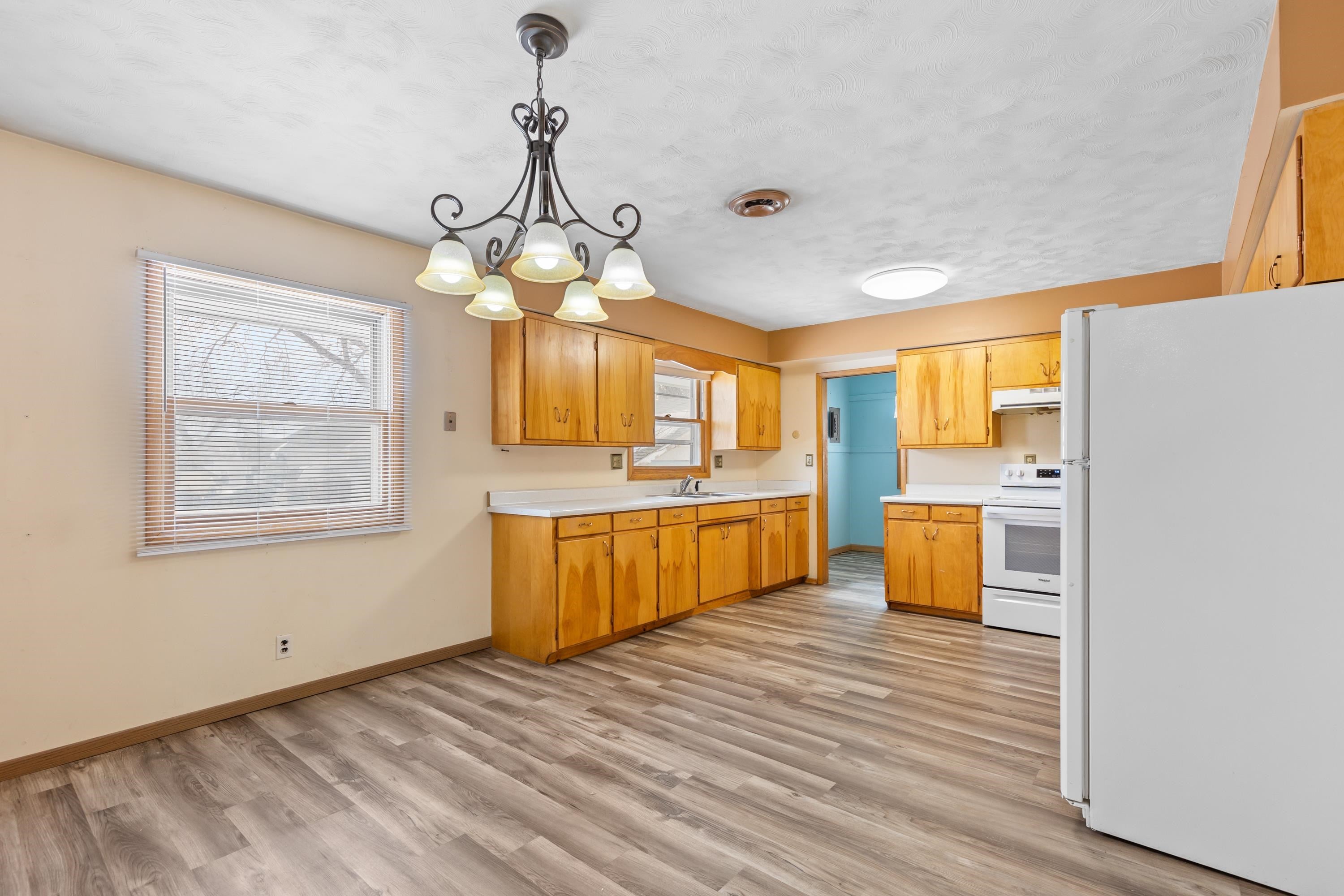 808 Holcomb Avenue