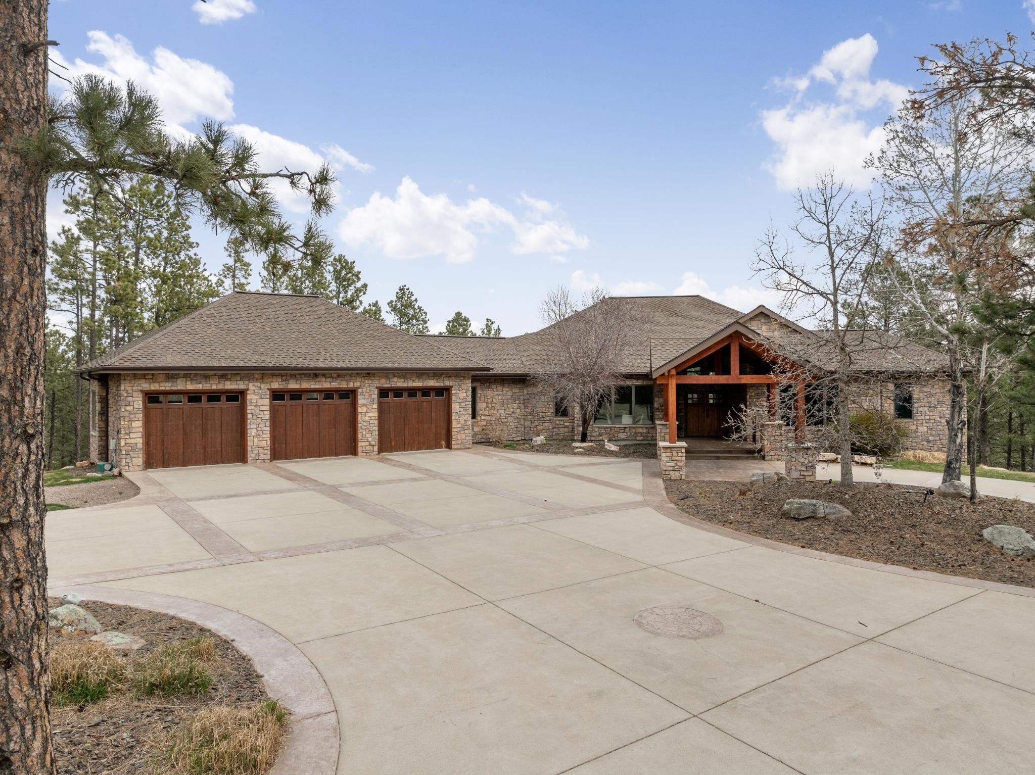 2724 Diamond Oak Place