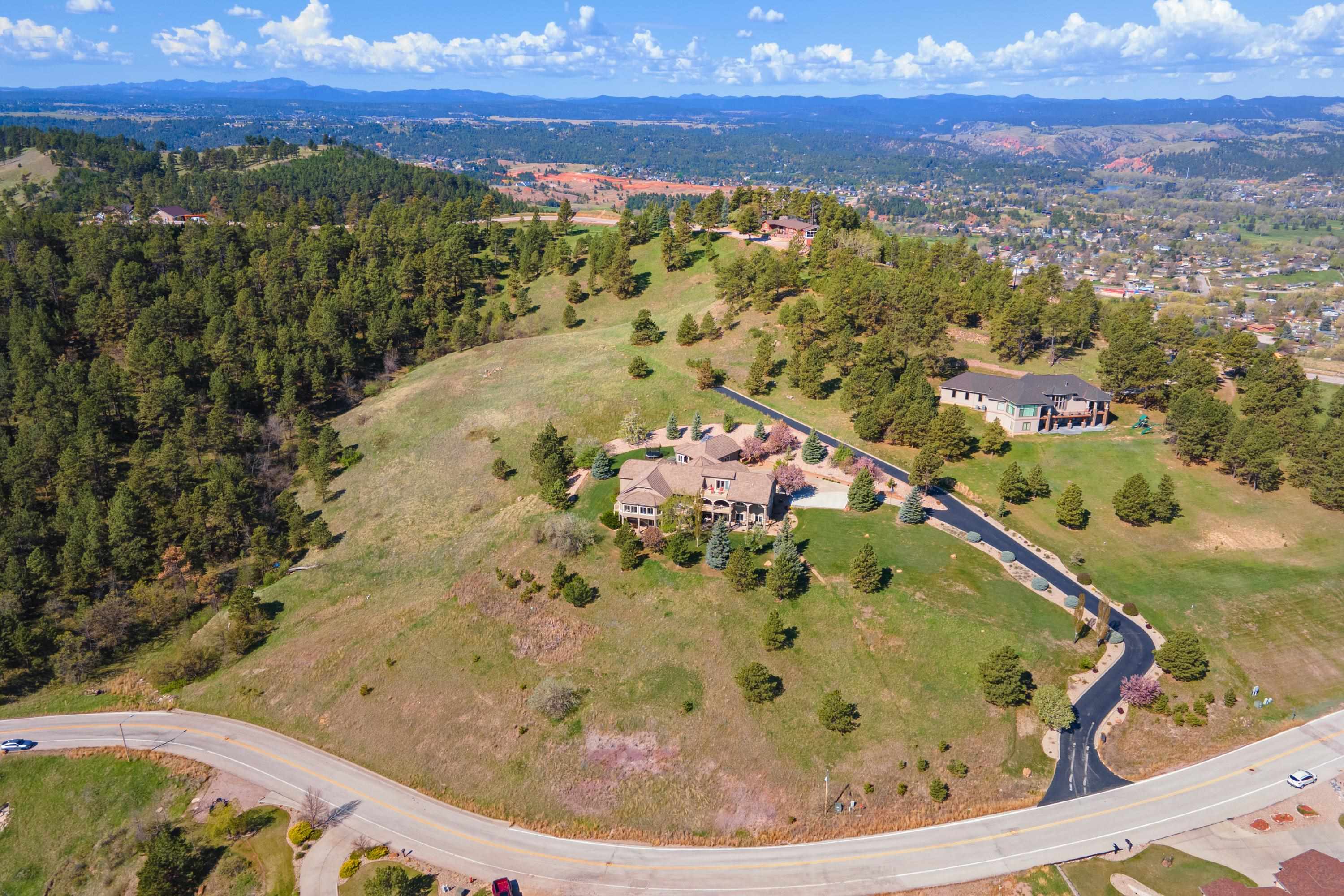 1607 Pevans Parkway