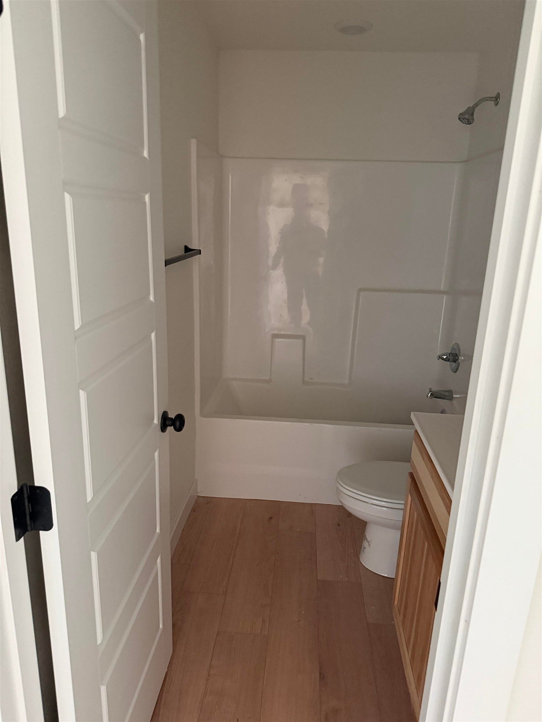 668 Eagle Court