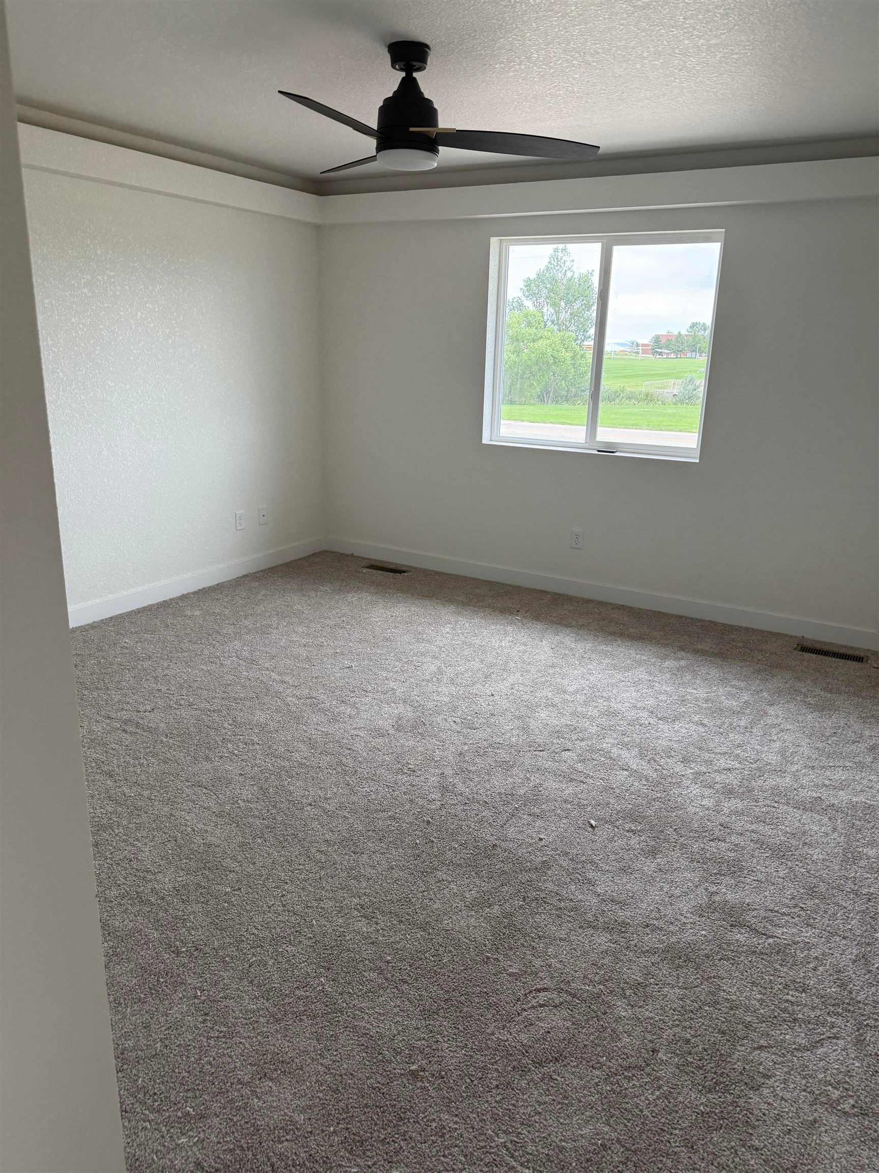 668 Eagle Court