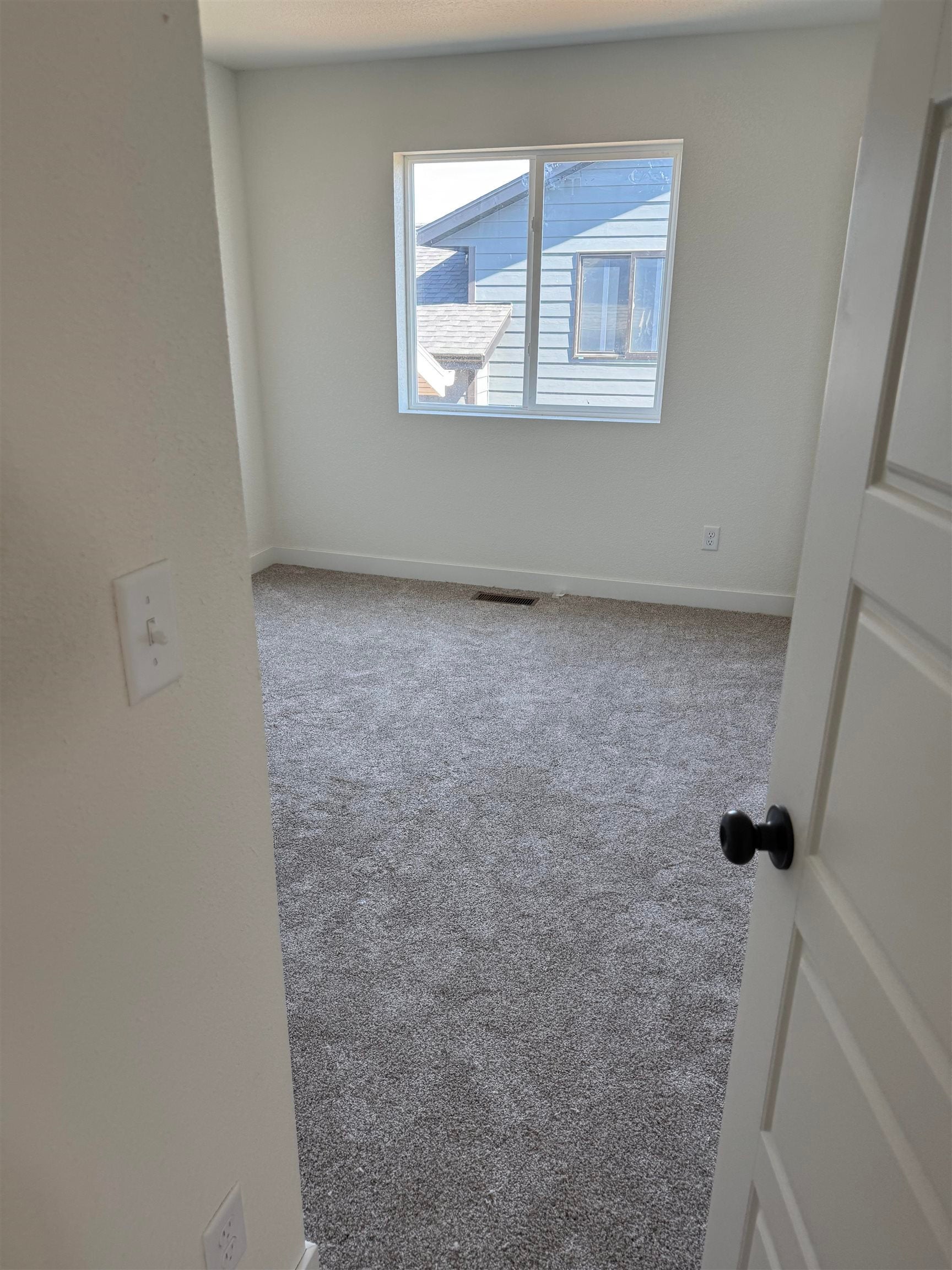 668 Eagle Court