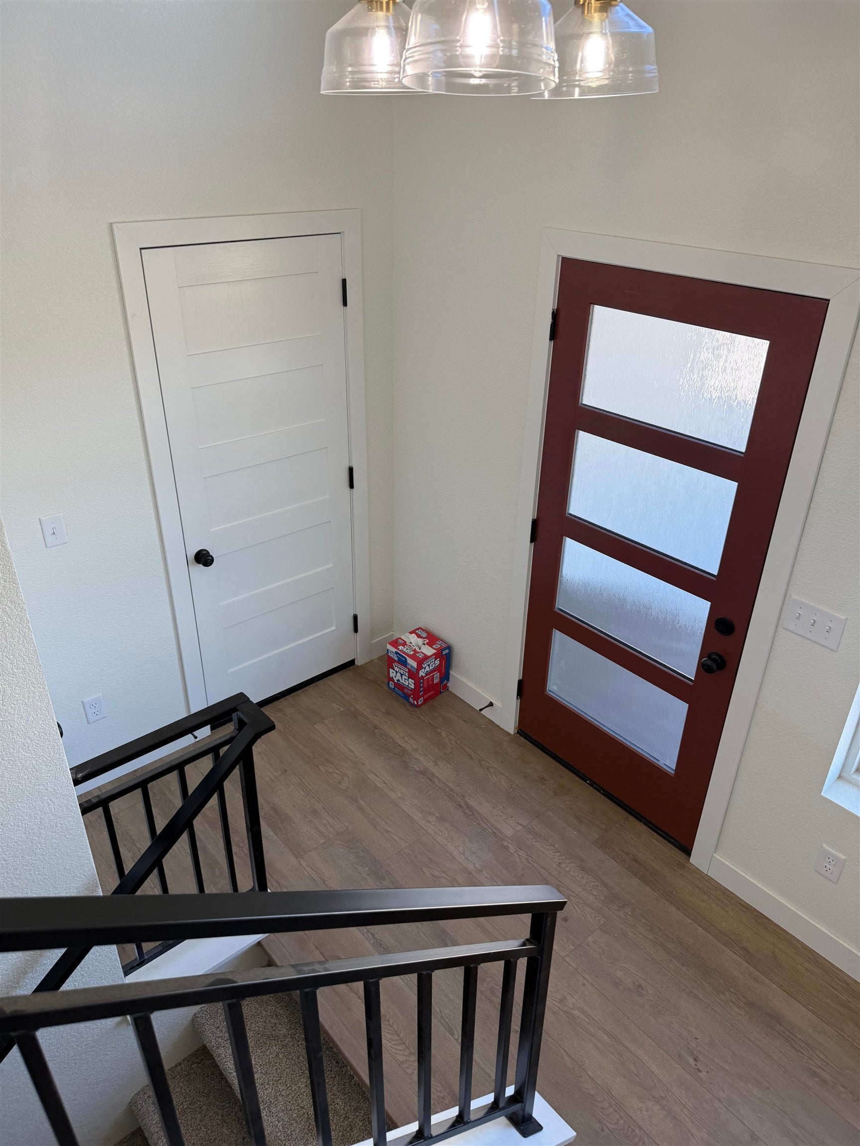 664 Eagle Court
