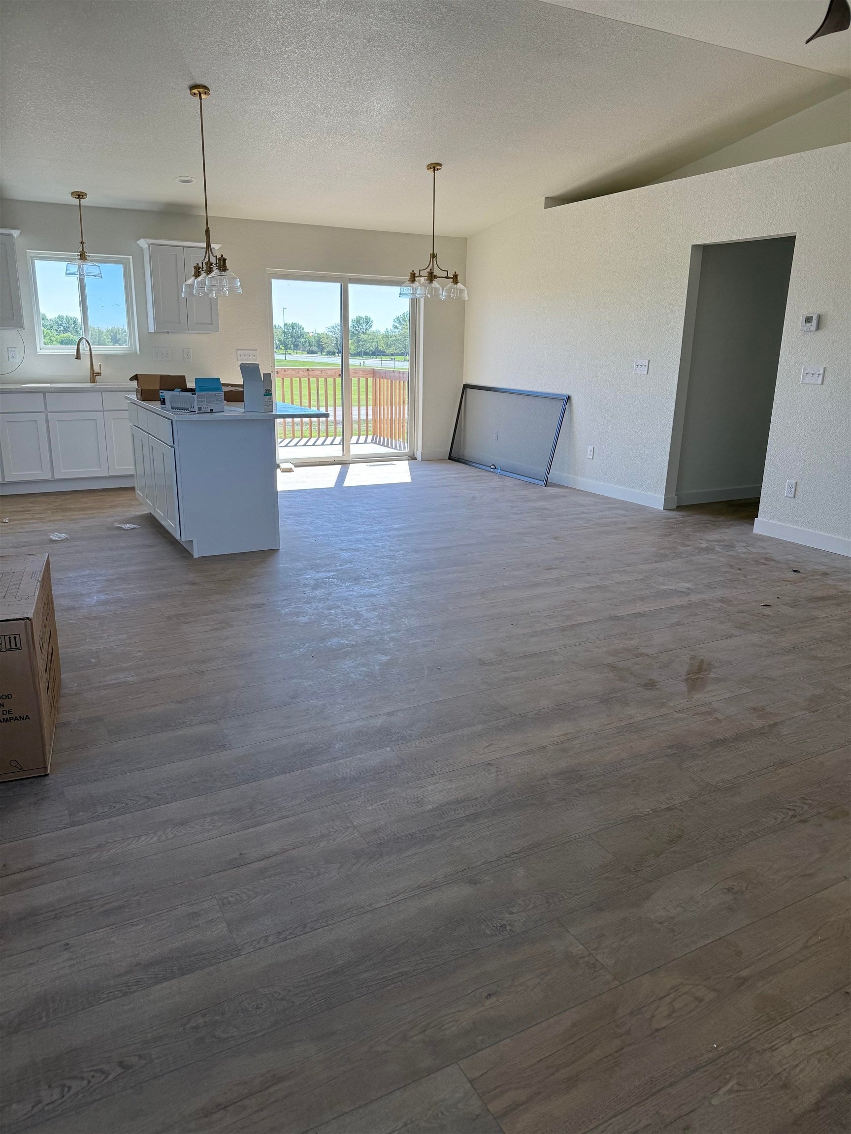 664 Eagle Court