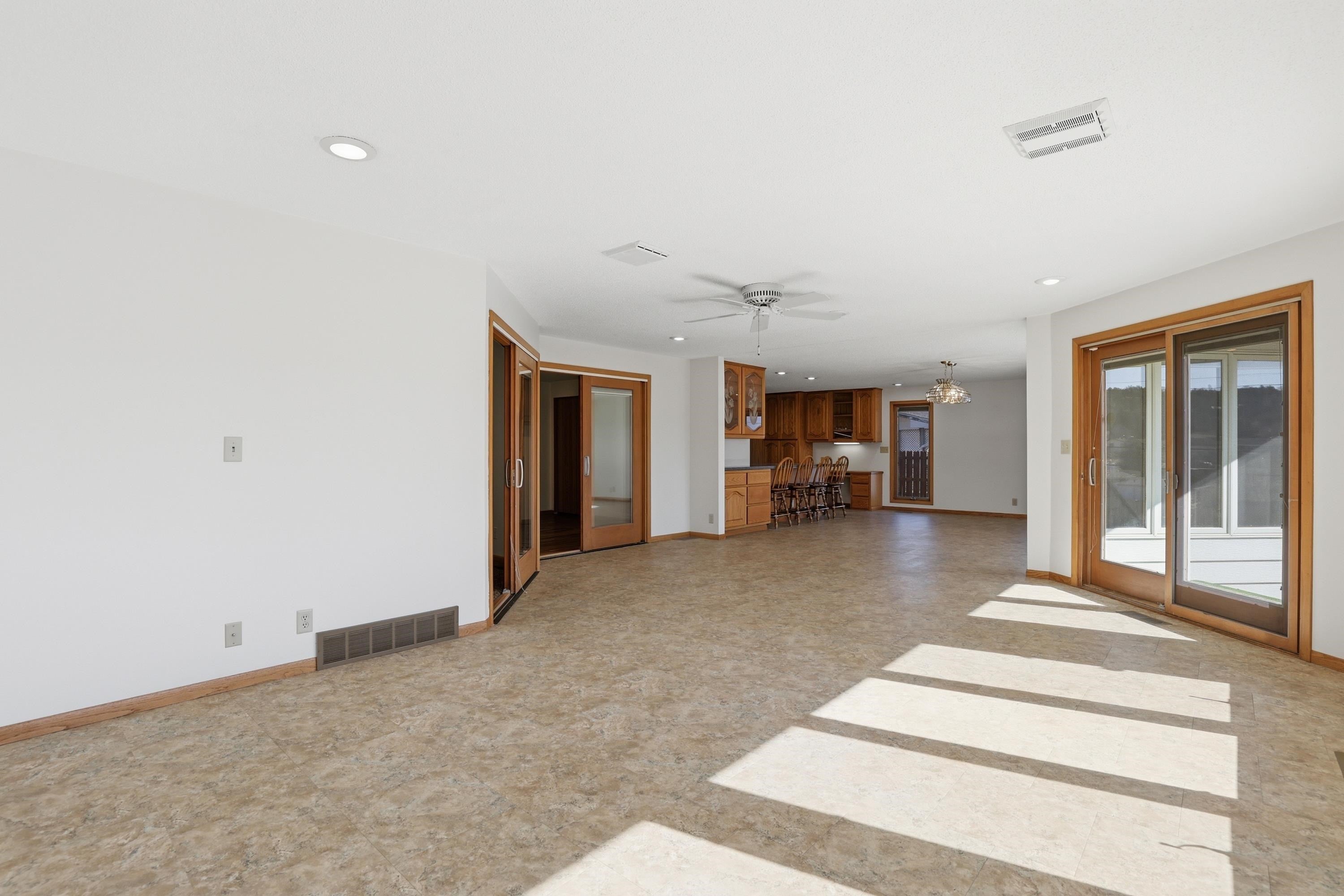4565 Wentworth Drive