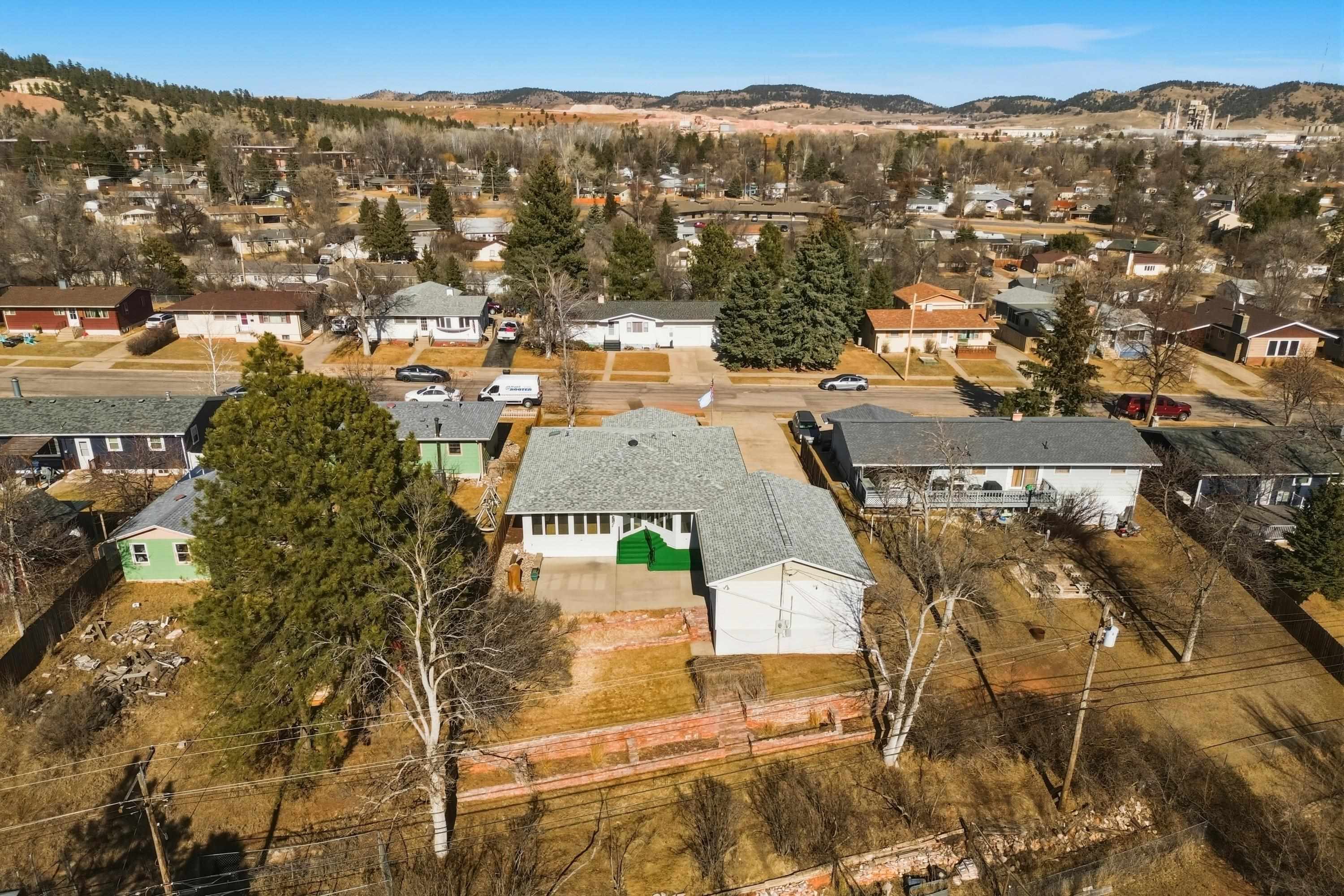 4565 Wentworth Drive