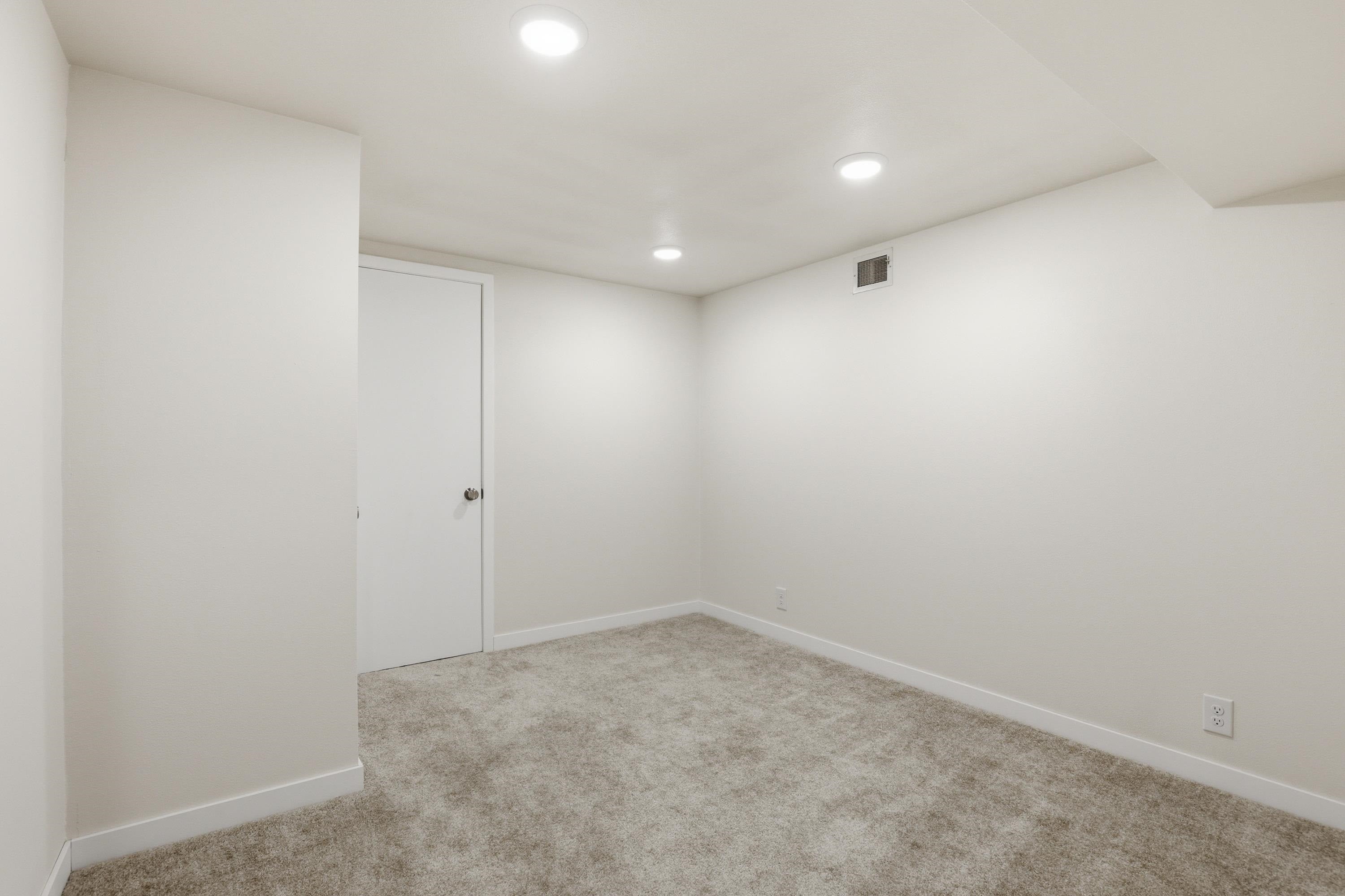4565 Wentworth Drive