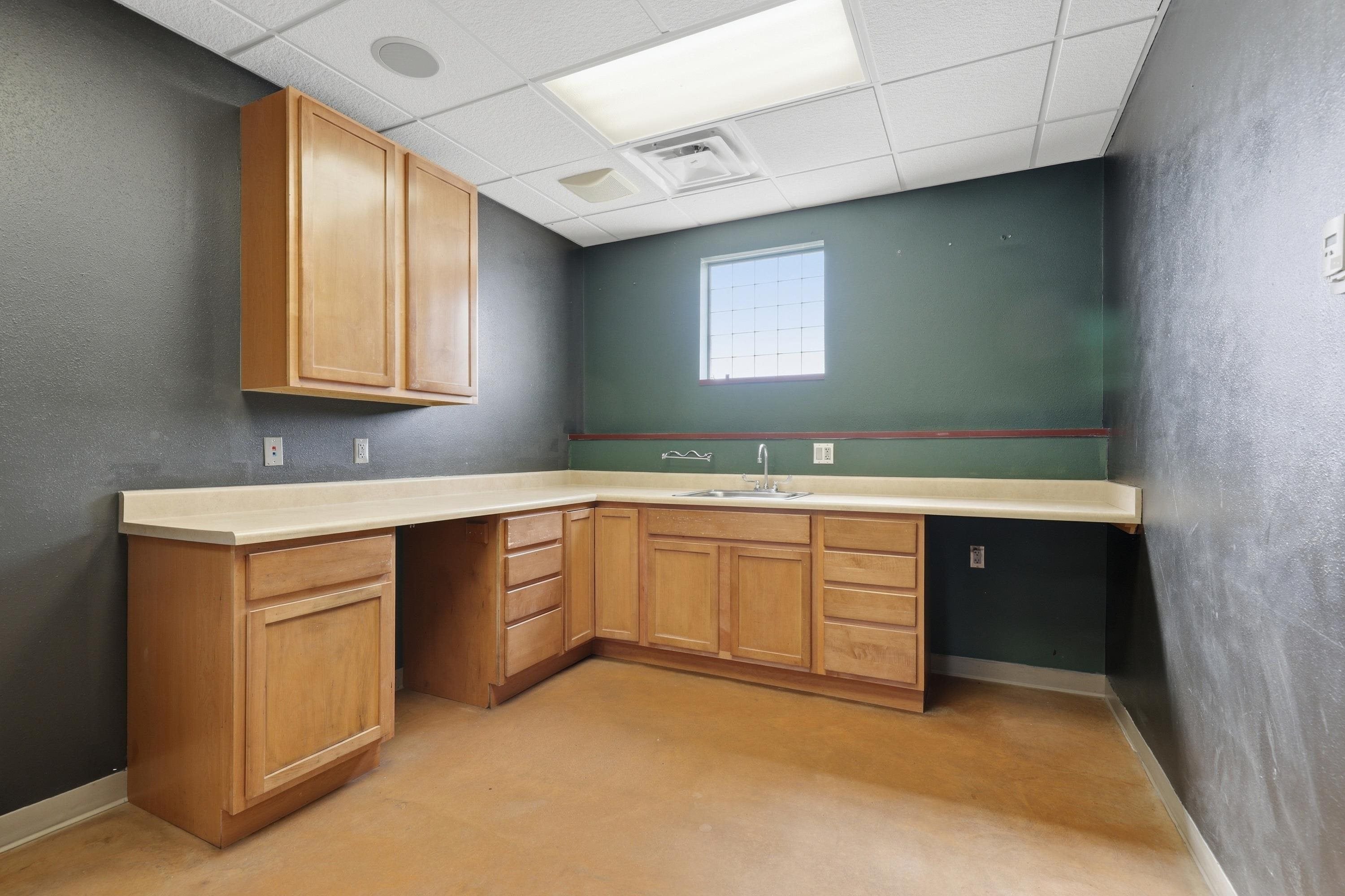 331 Knollwood Dr.