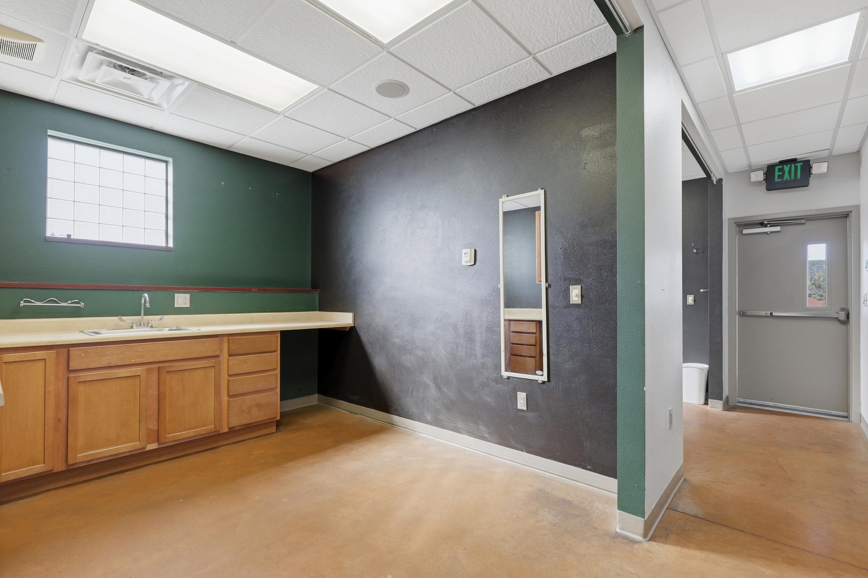 331 Knollwood Dr.