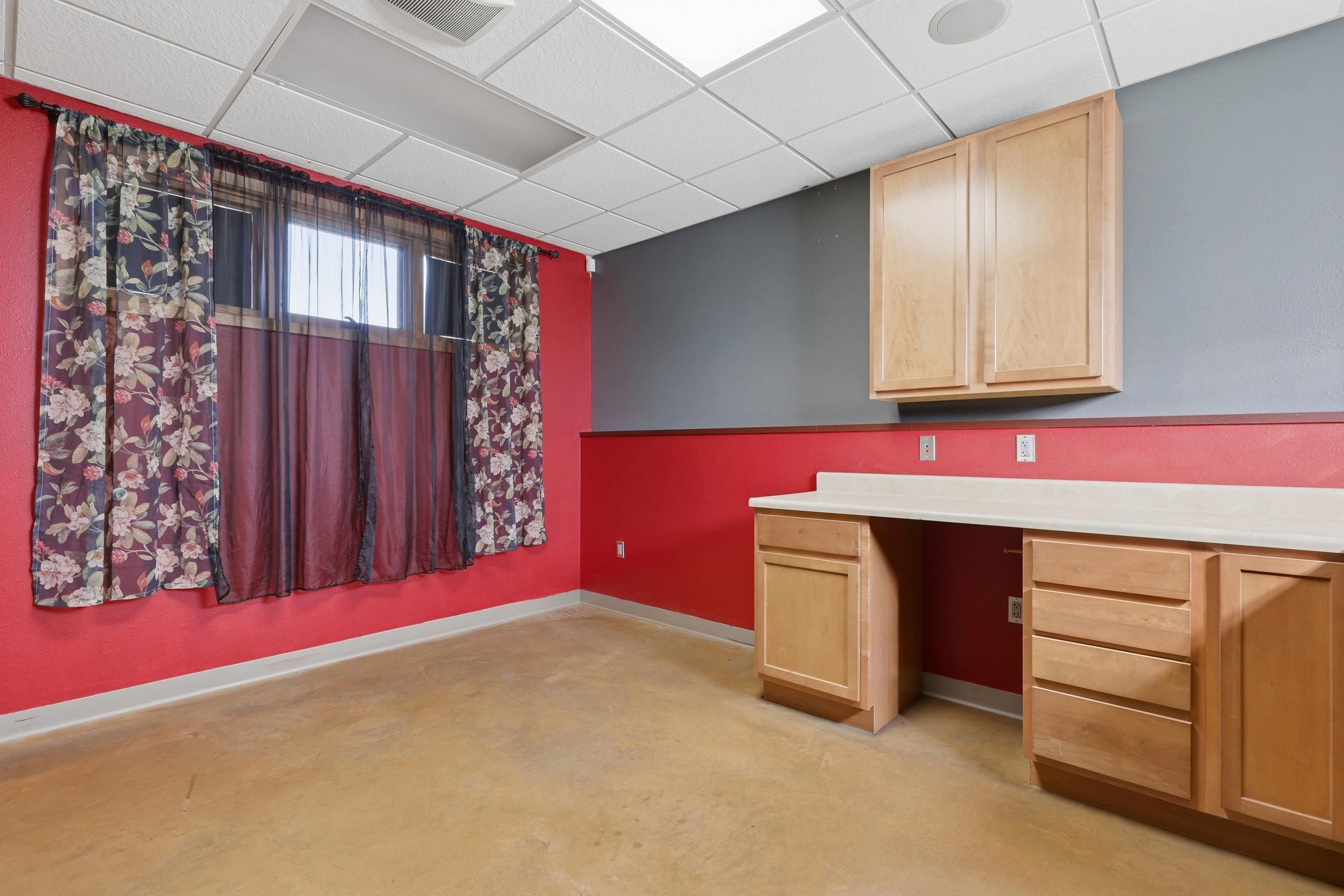 331 Knollwood Dr.