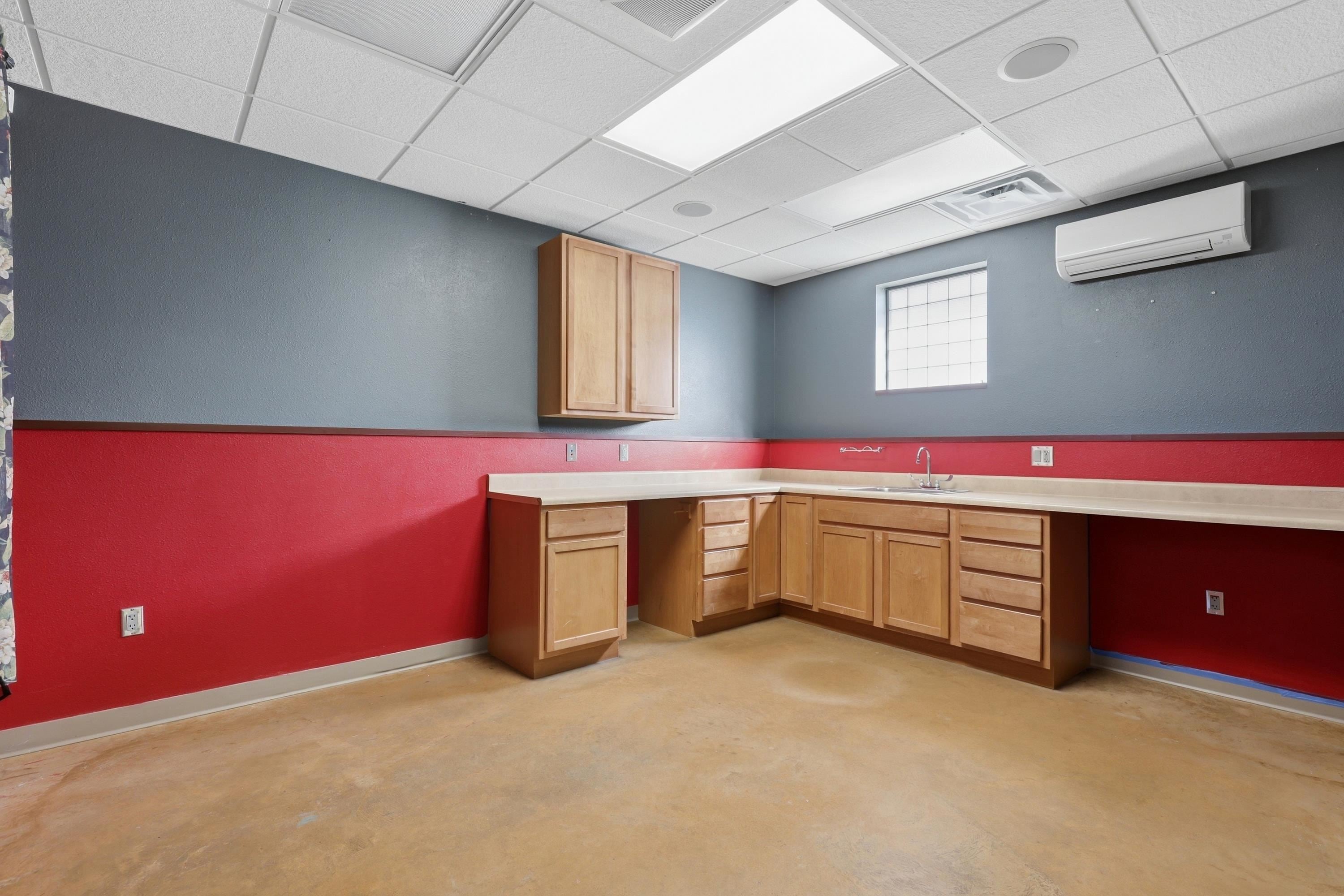 331 Knollwood Dr.