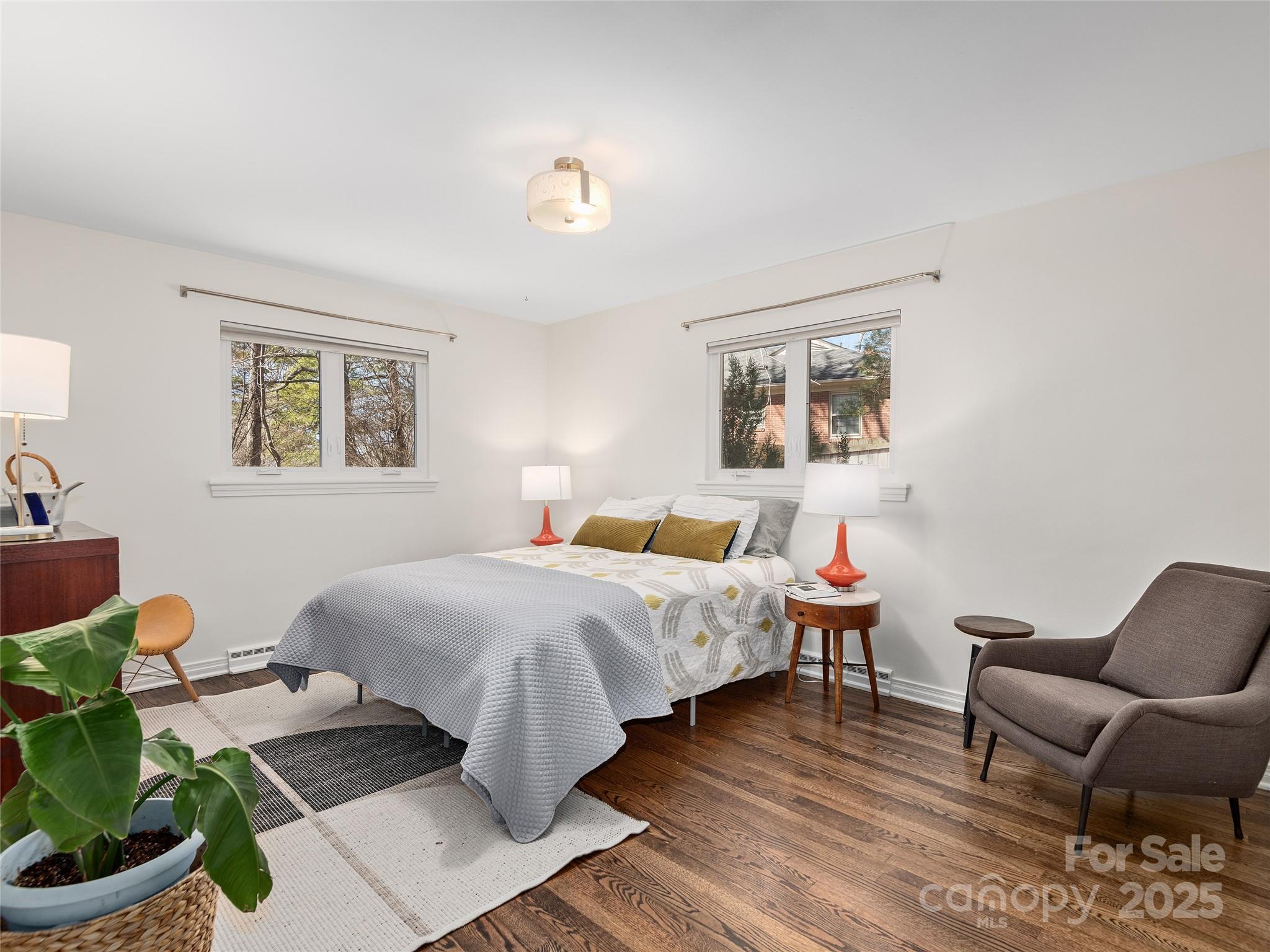 10 Woodcrest Road