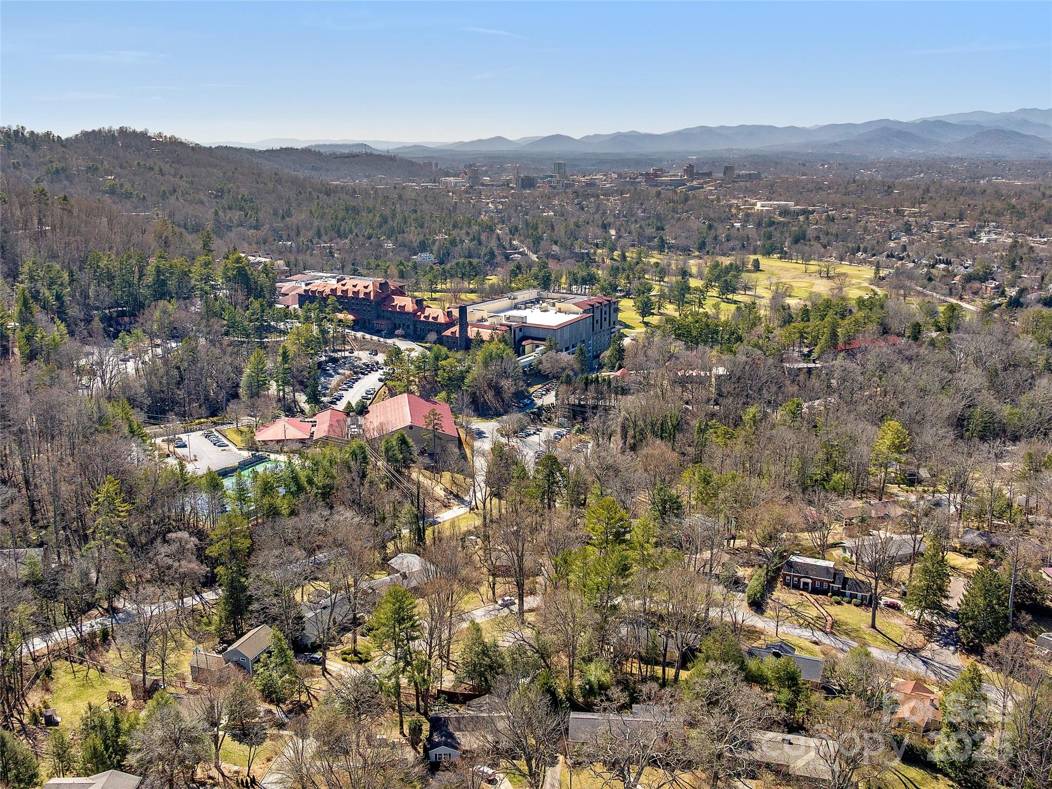 10 Woodcrest Road