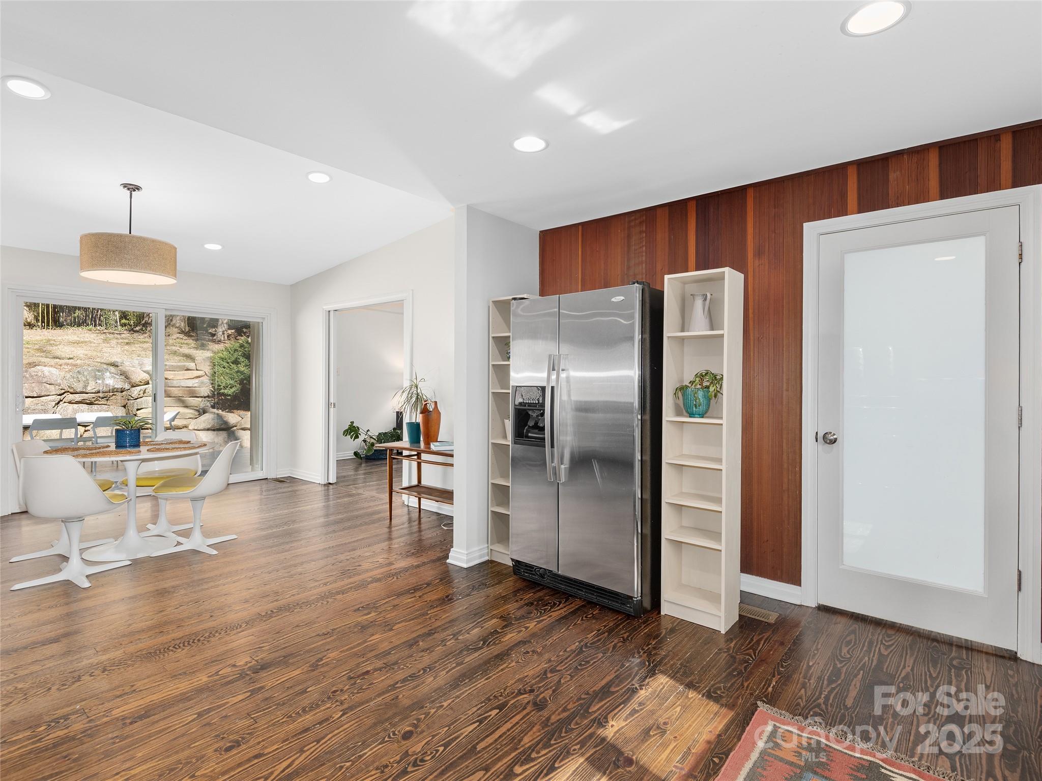 10 Woodcrest Road