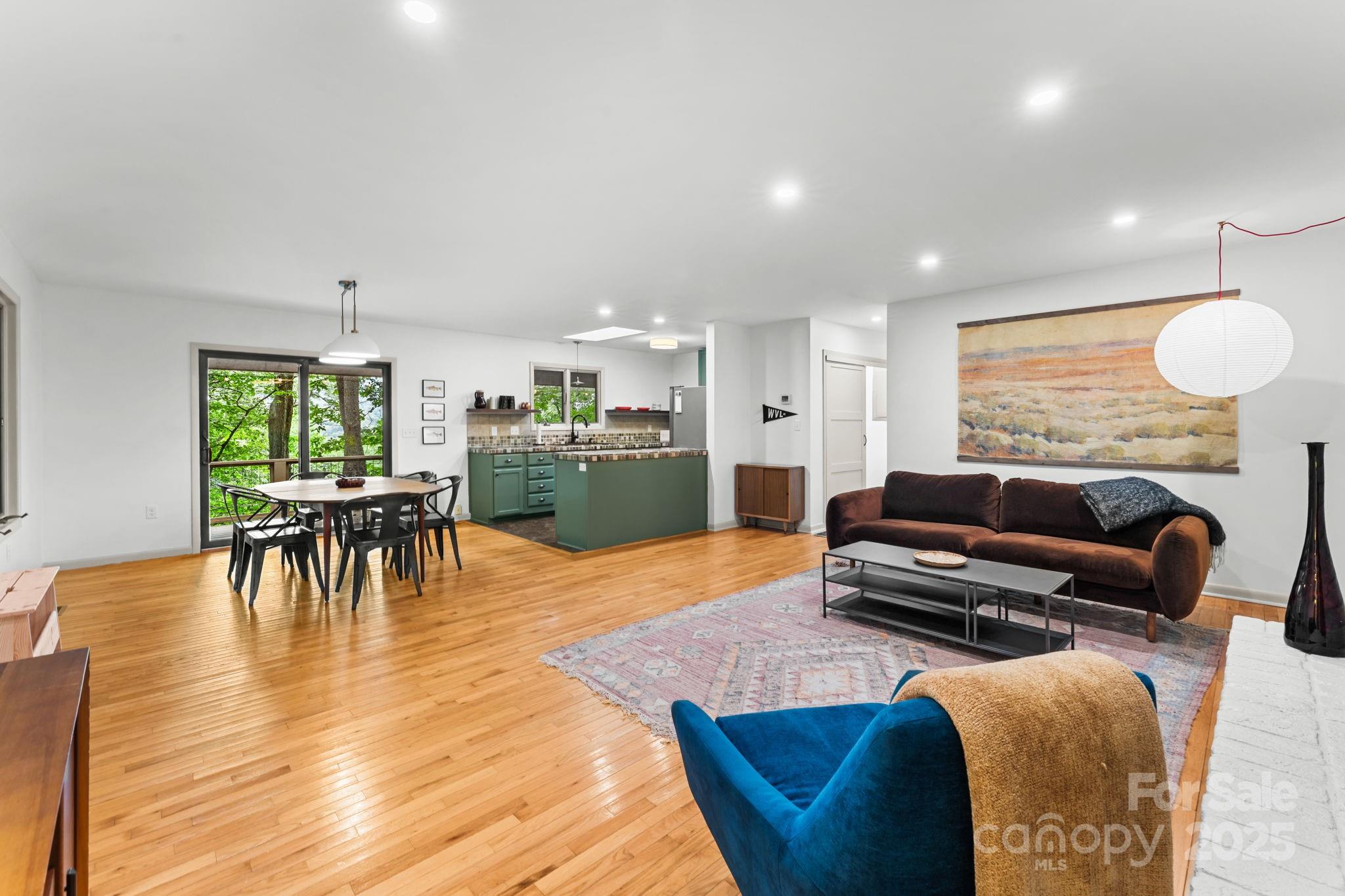 30 Hawktree Lane