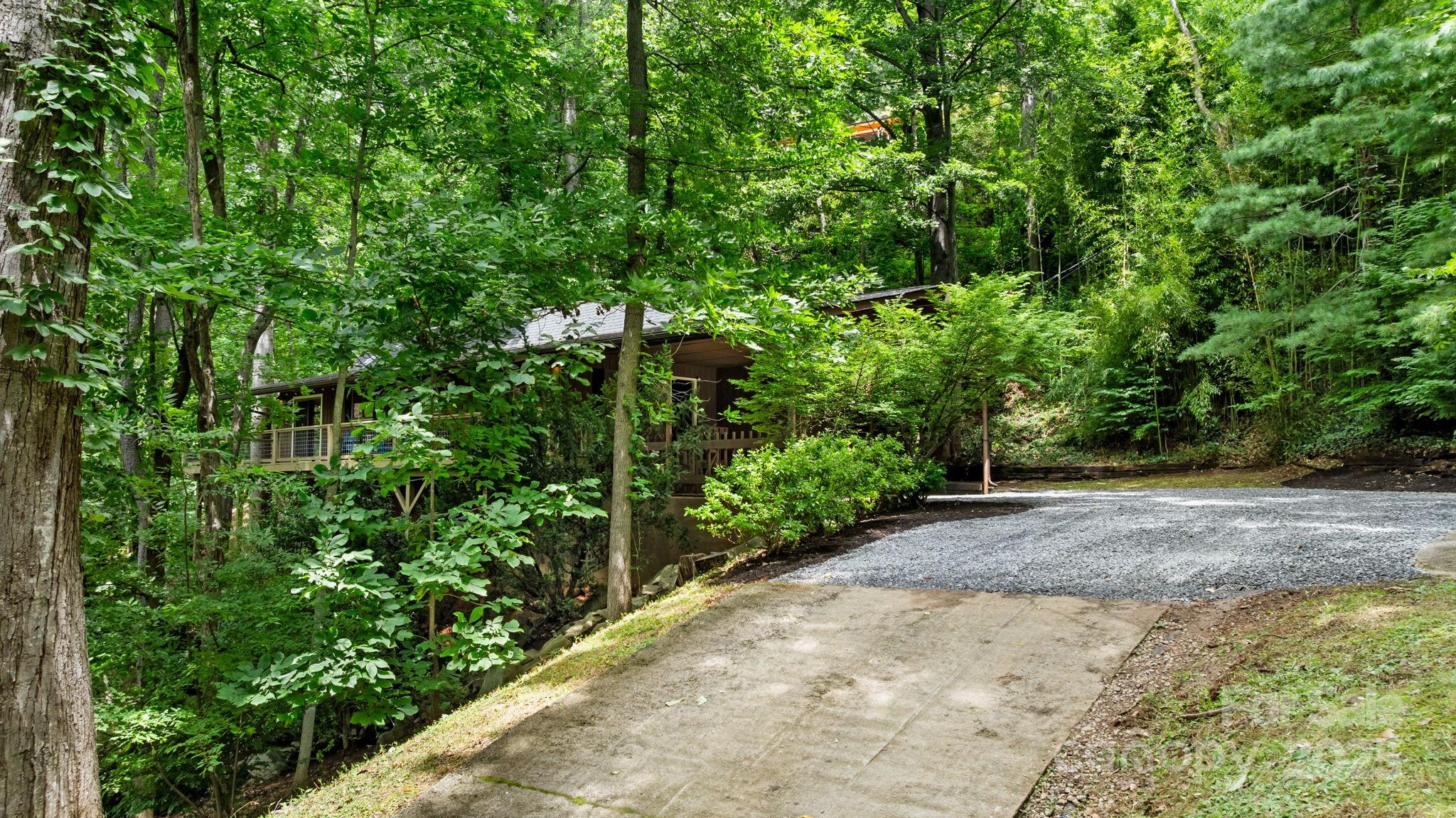 30 Hawktree Lane