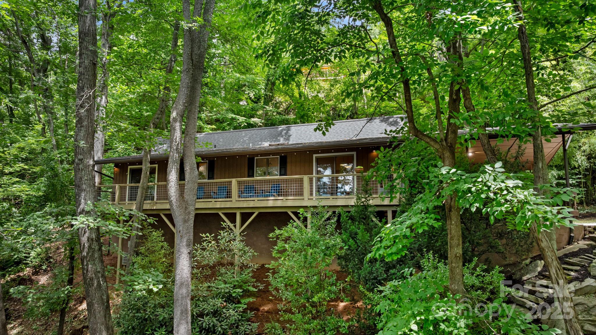 30 Hawktree Lane
