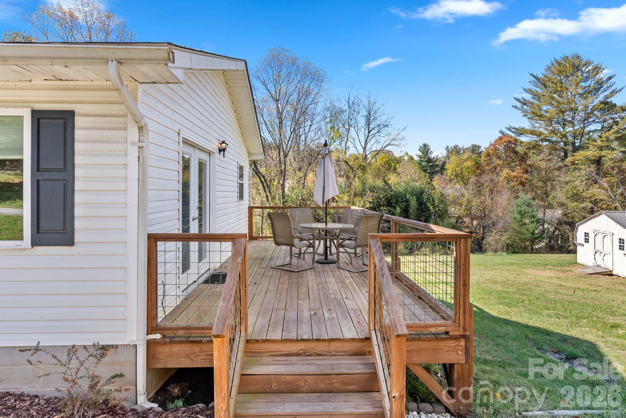 24 Ian River Drive