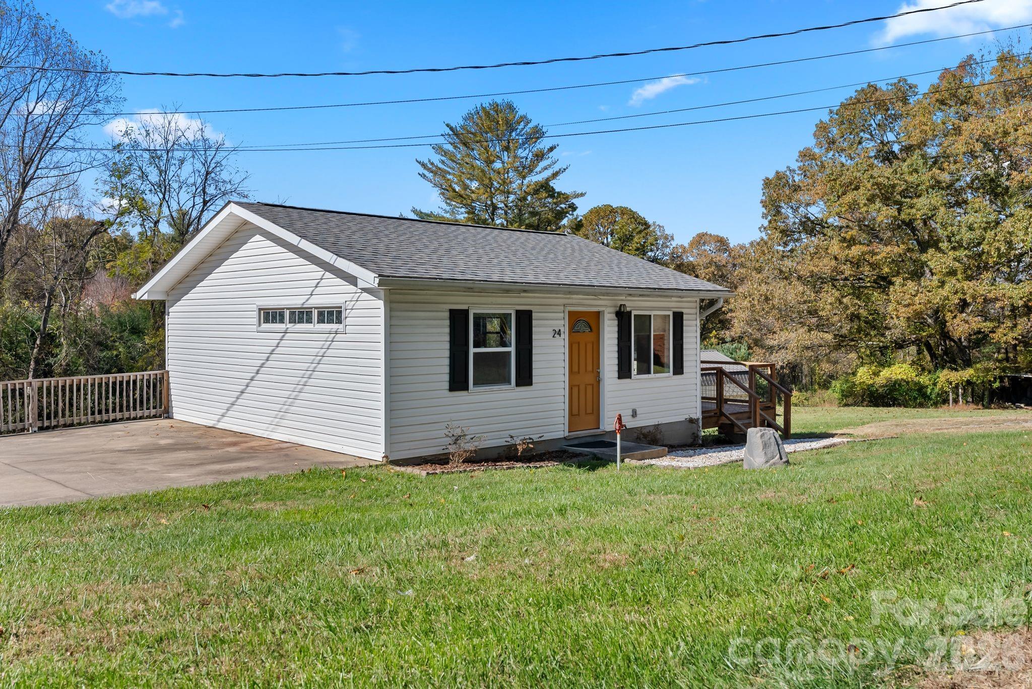 24 Ian River Drive