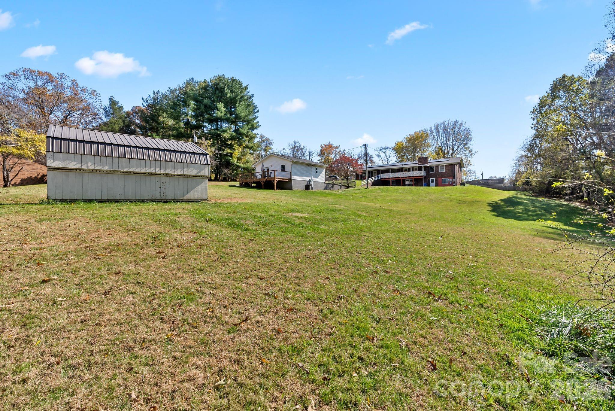 24 Ian River Drive