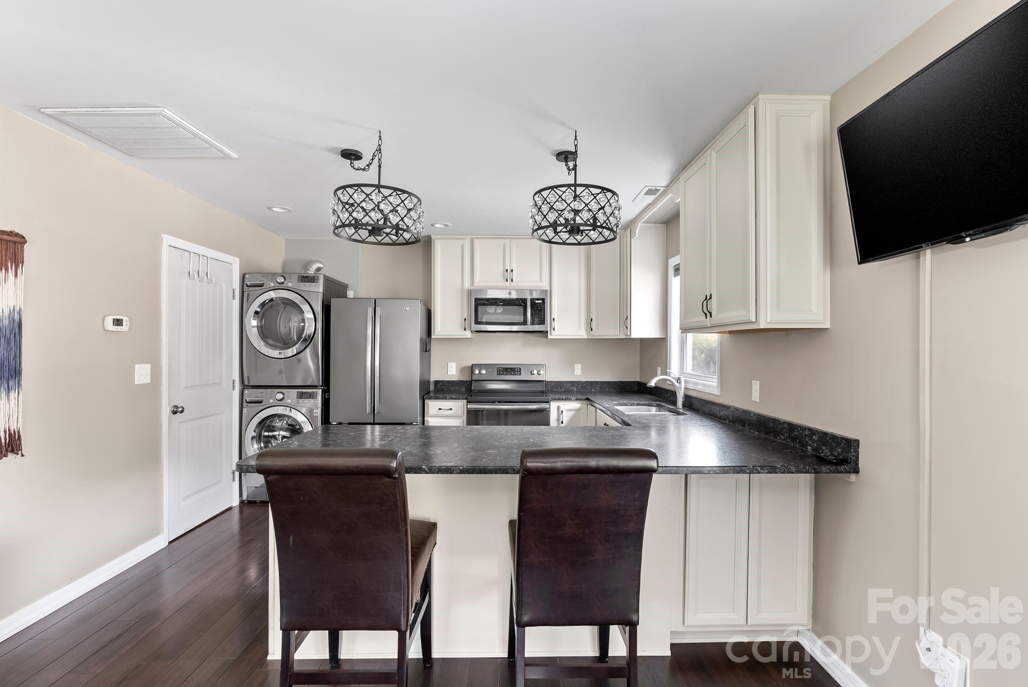 24 Ian River Drive