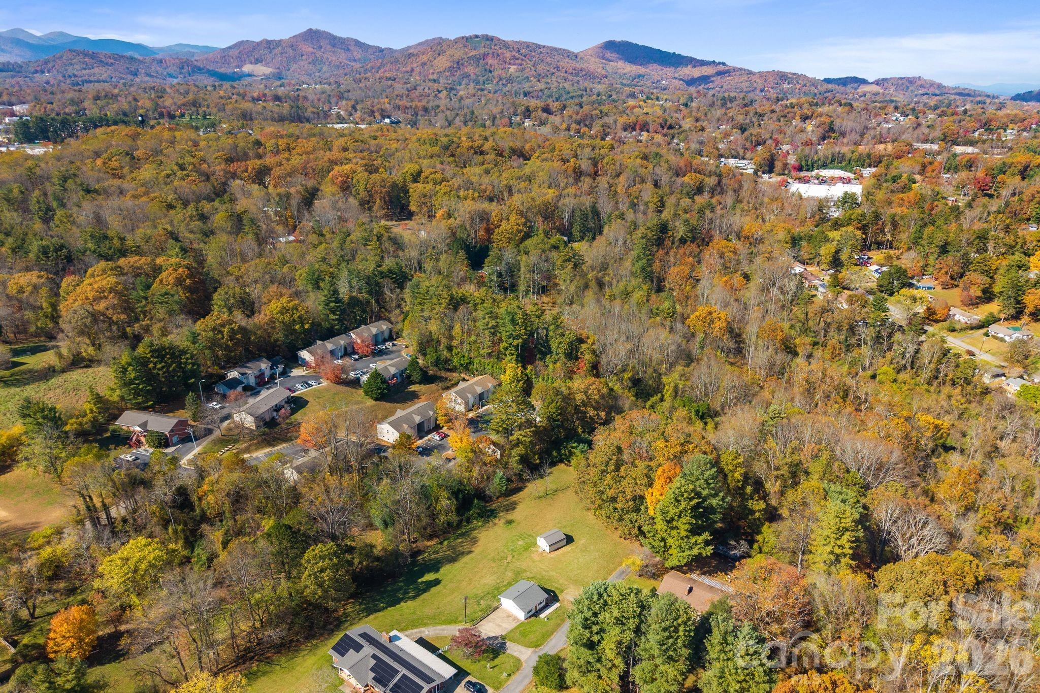 24 Ian River Drive
