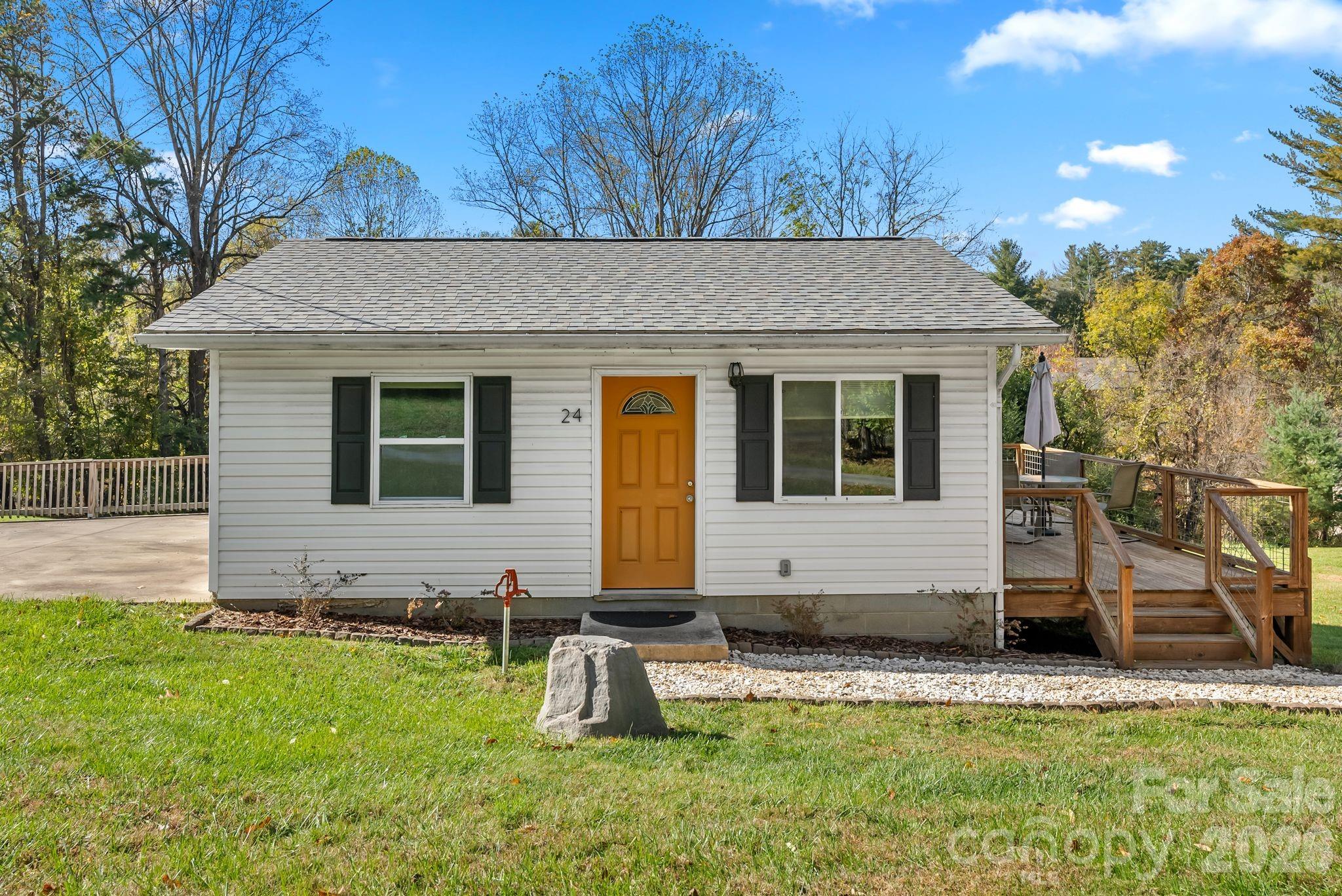 24 Ian River Drive