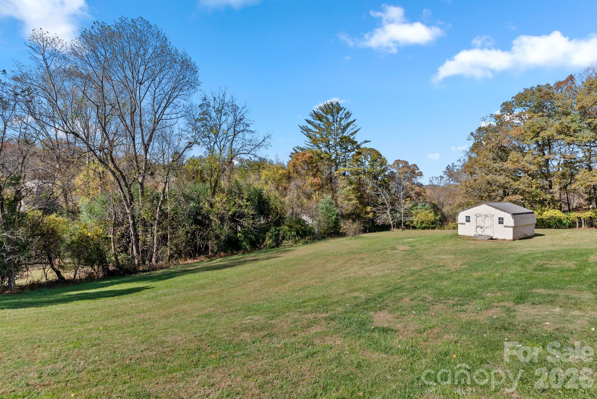 24 Ian River Drive