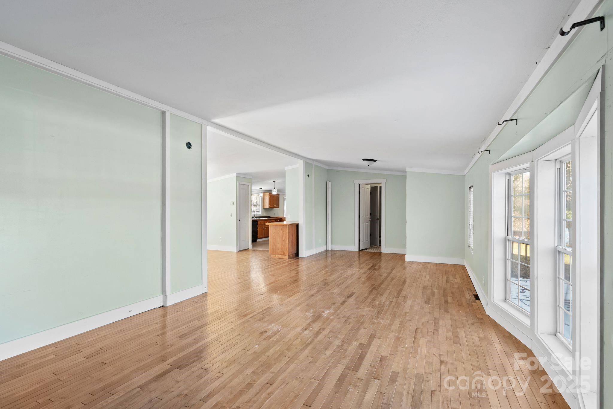 218 W Walt Haven Drive
