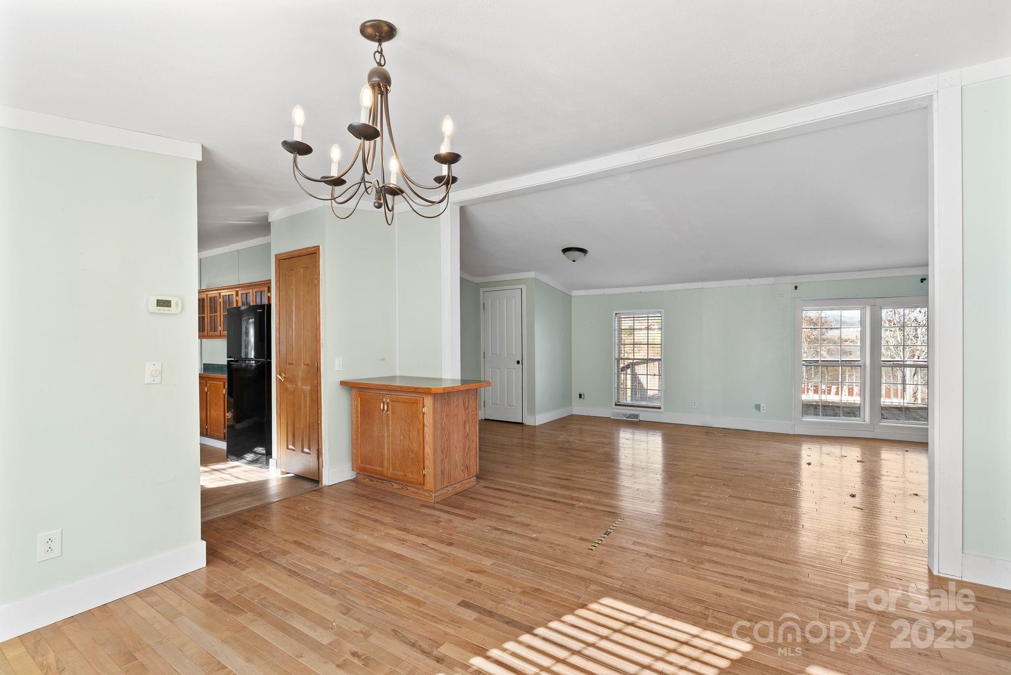 218 W Walt Haven Drive