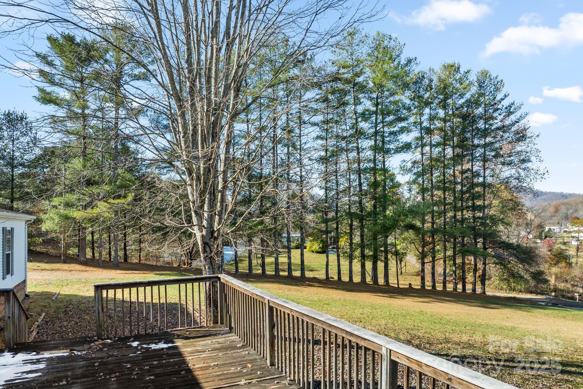 218 W Walt Haven Drive