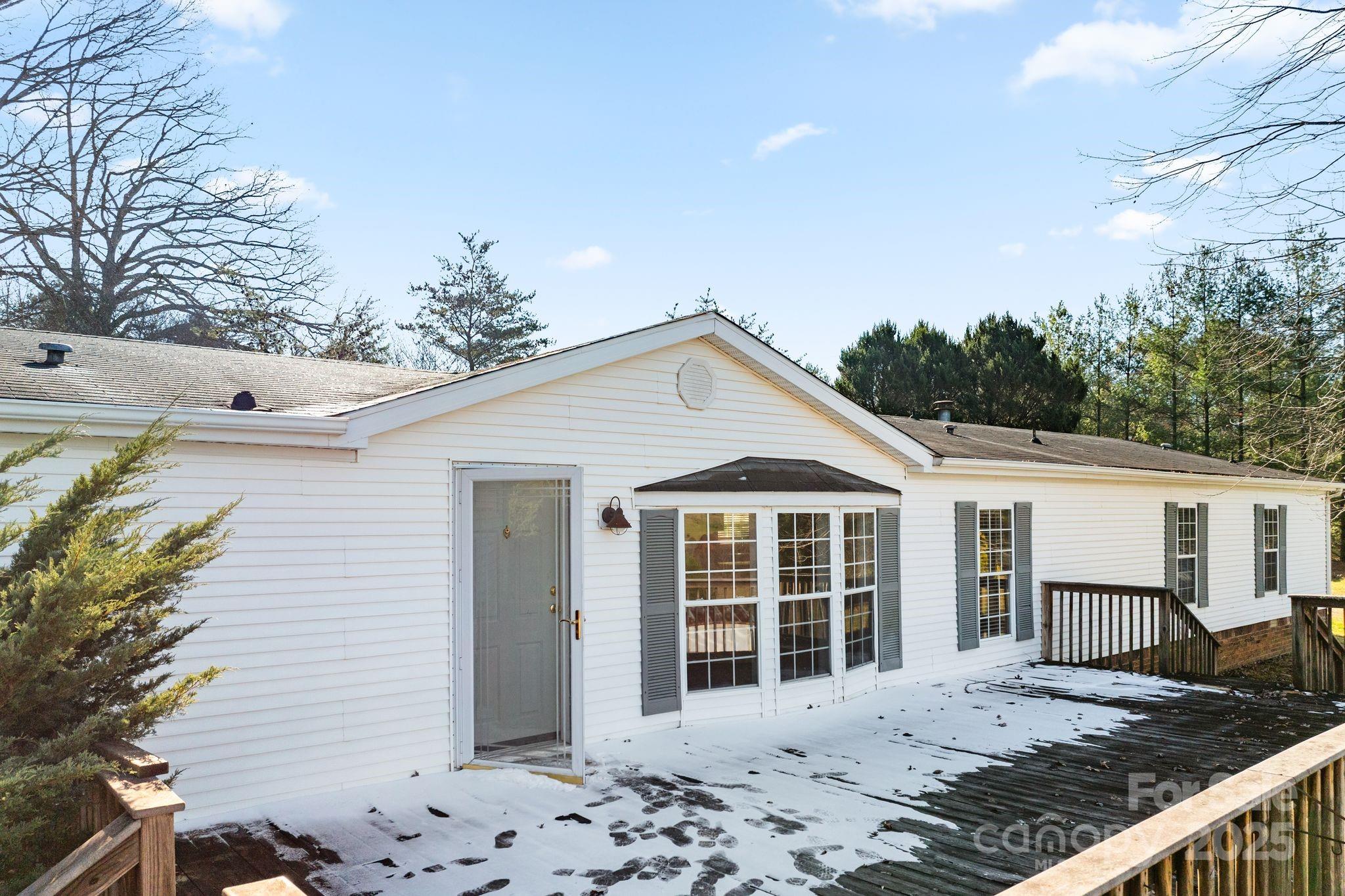 218 W Walt Haven Drive