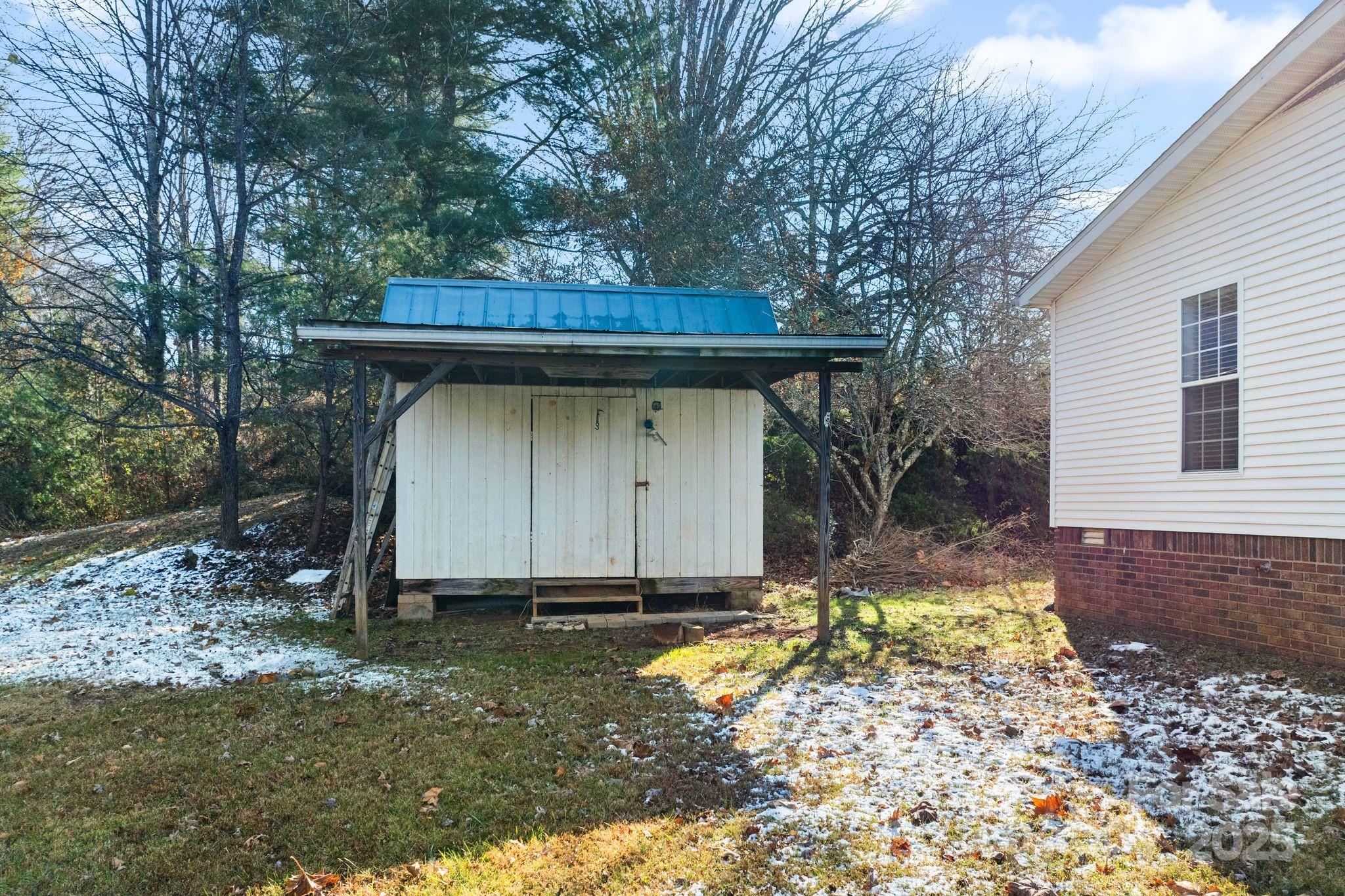 218 W Walt Haven Drive