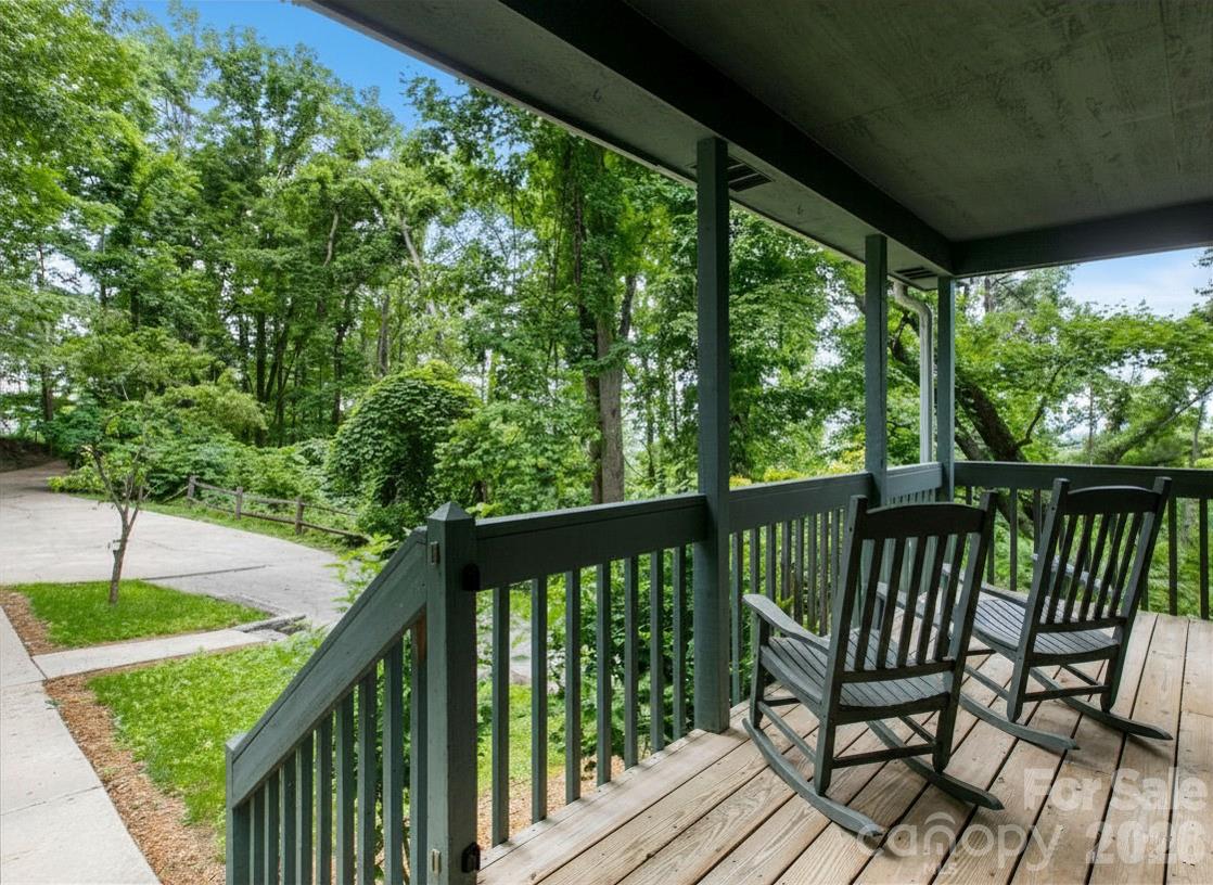 44 Leisure Mountain Road