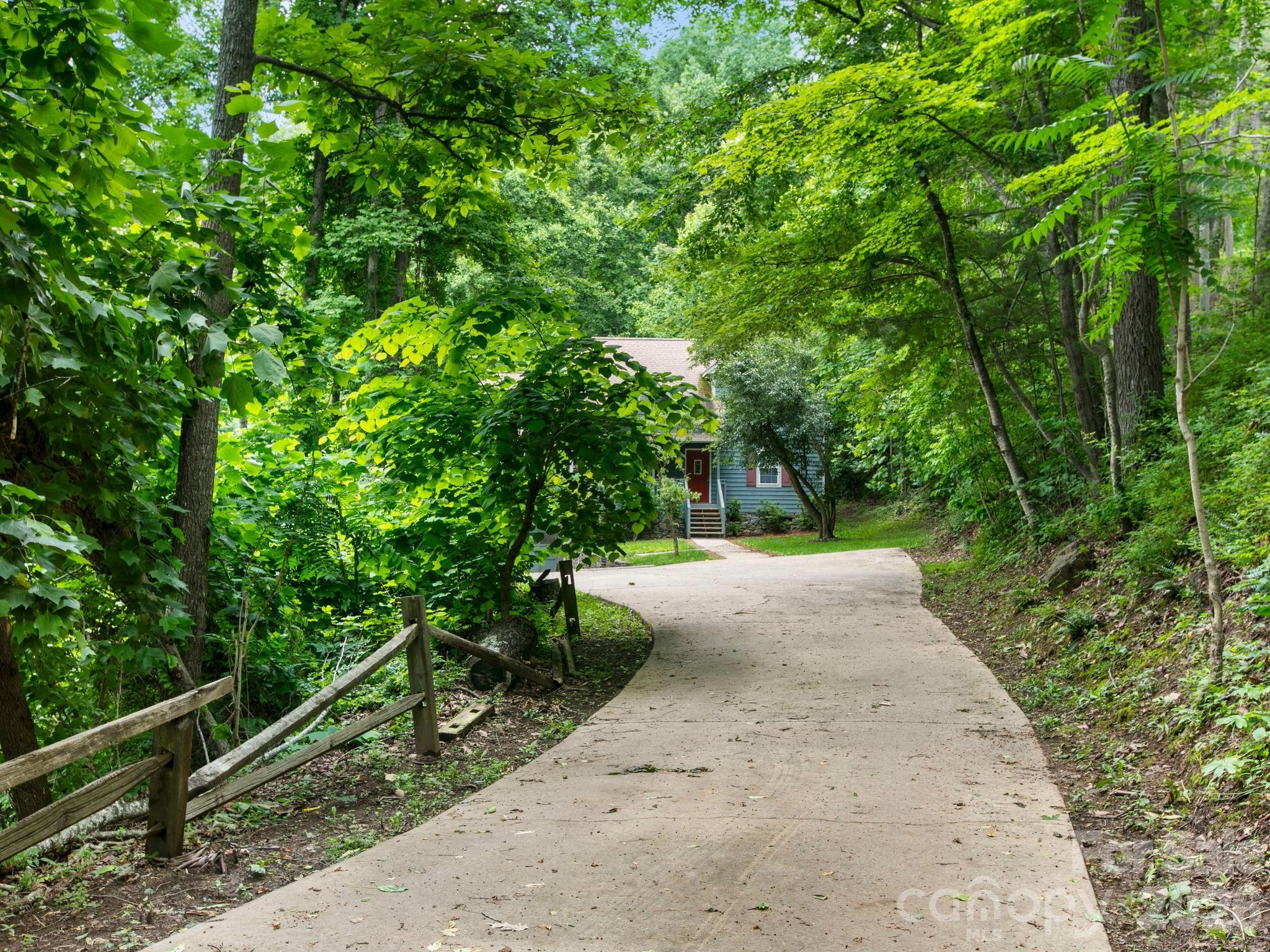 44 Leisure Mountain Road