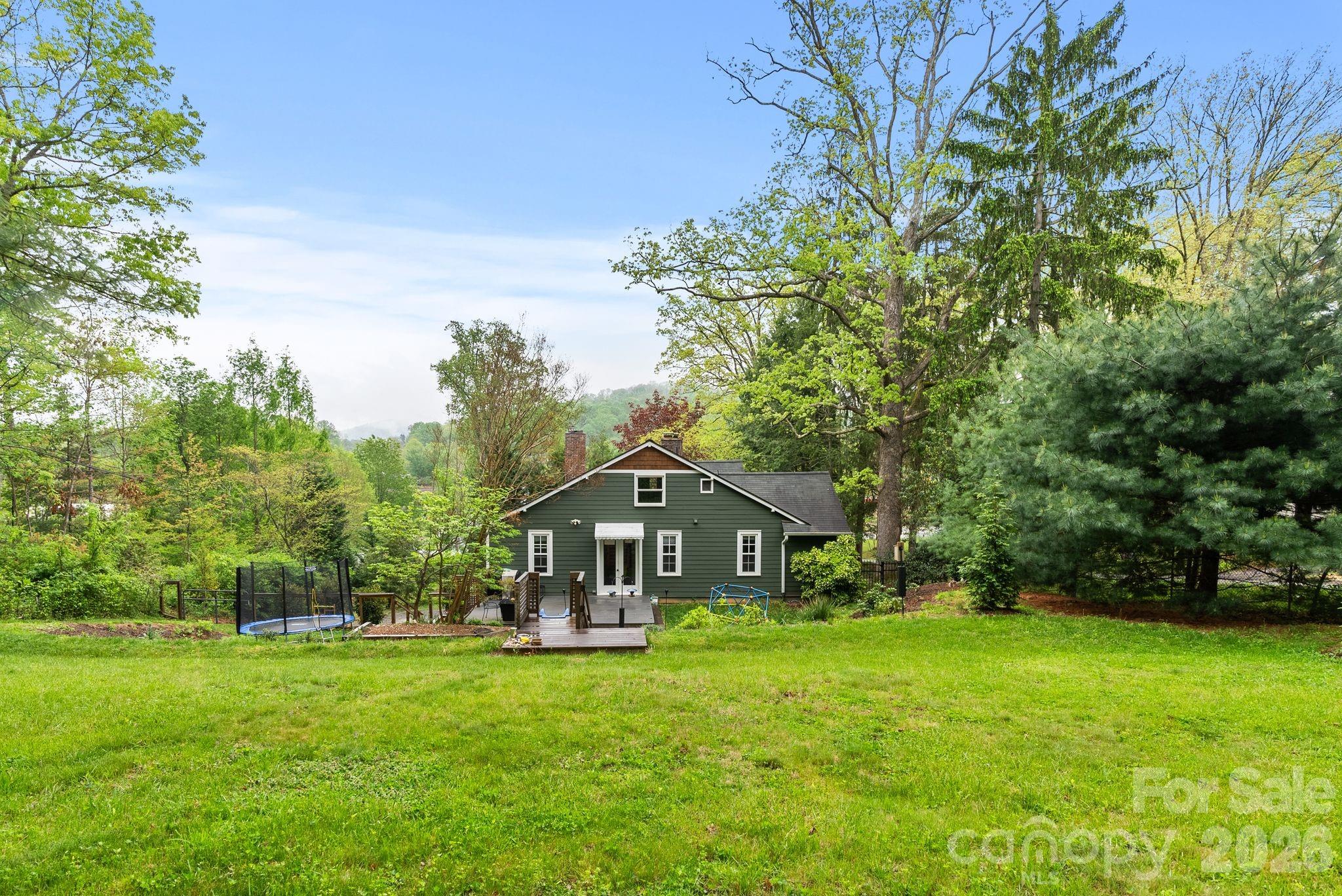 1 Ridgefield Place