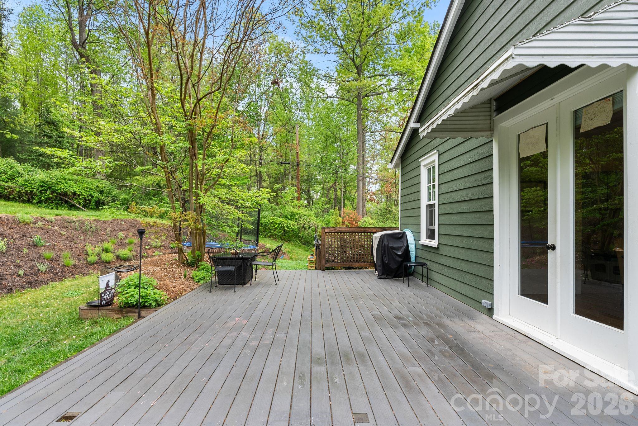 1 Ridgefield Place