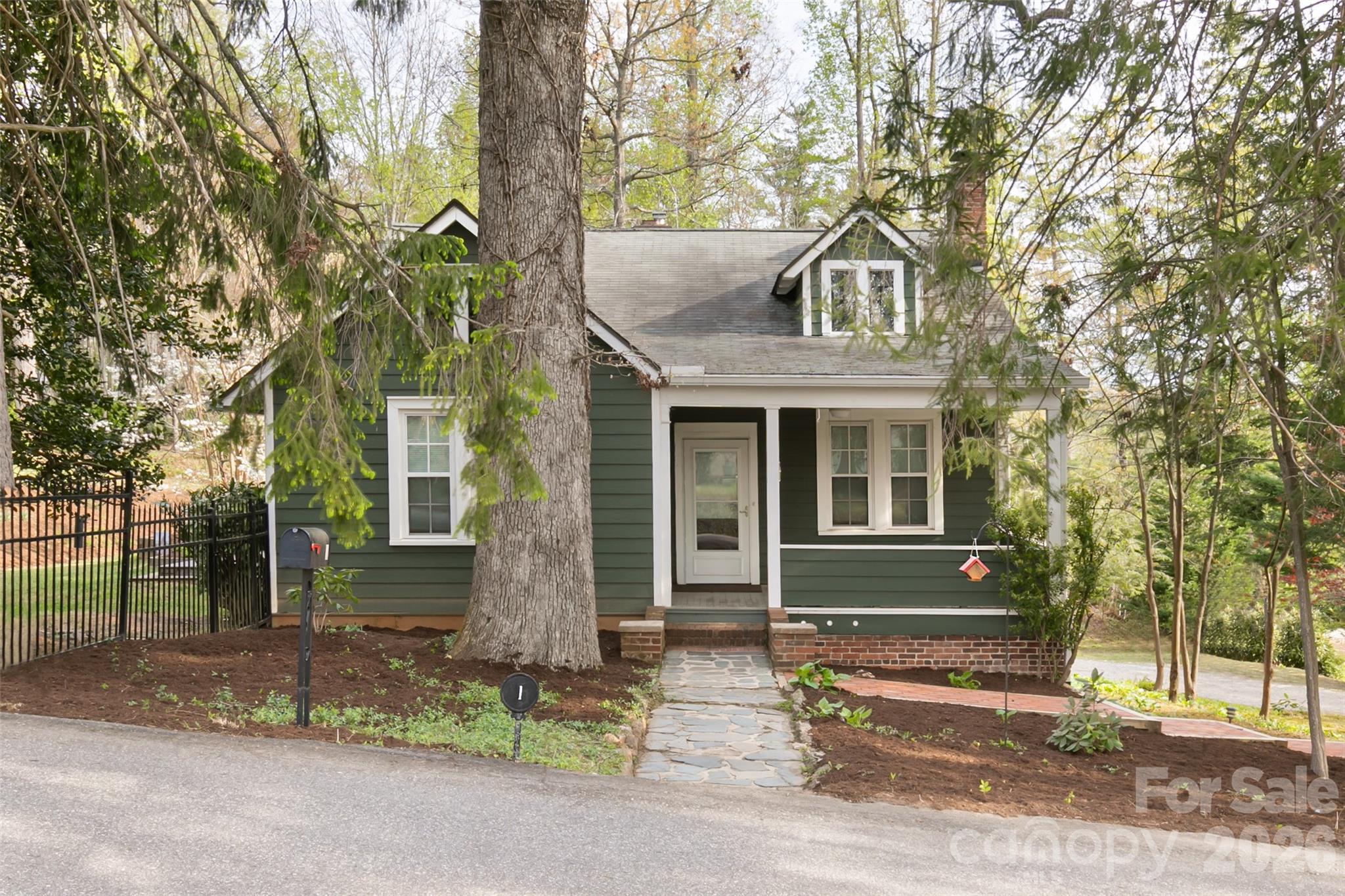 1 Ridgefield Place