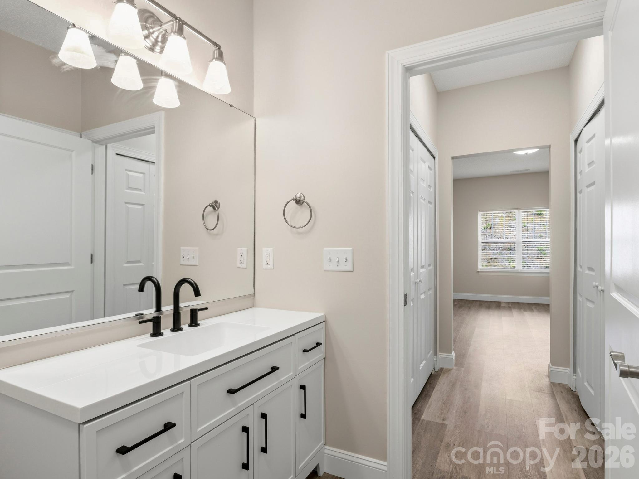 43 Foxden Drive Unit: 104