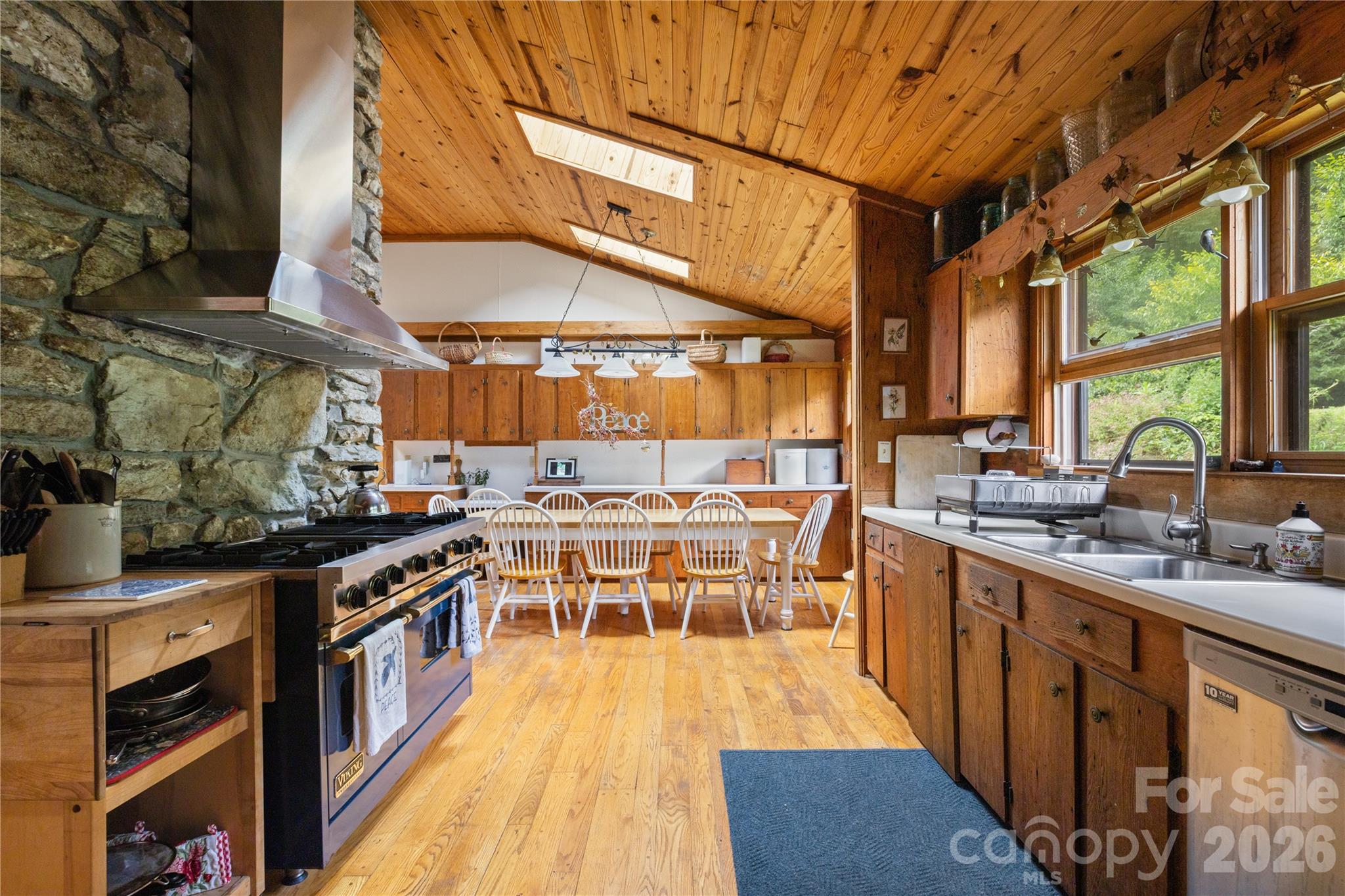 1061 Indian Trail Road