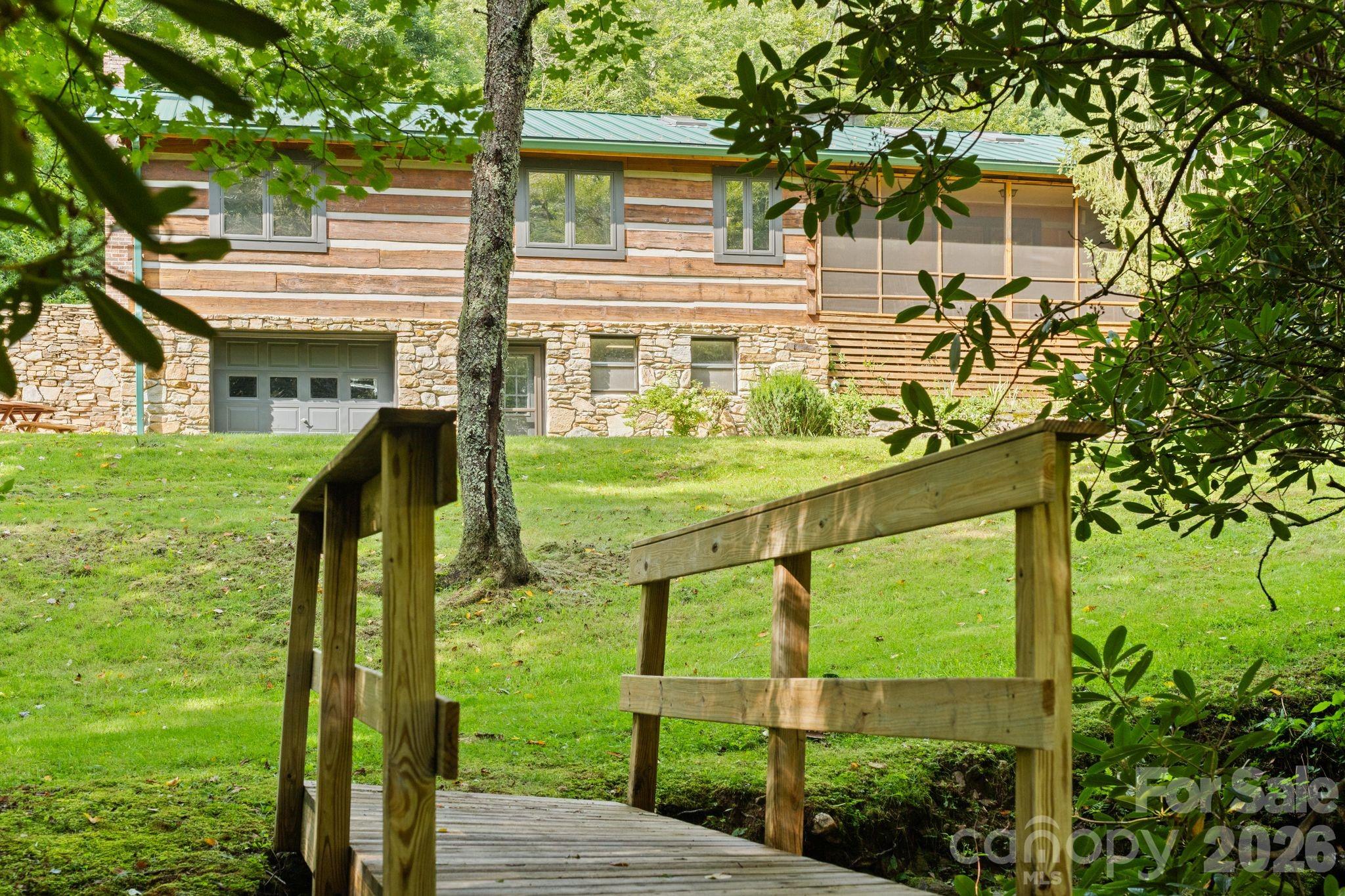 1061 Indian Trail Road